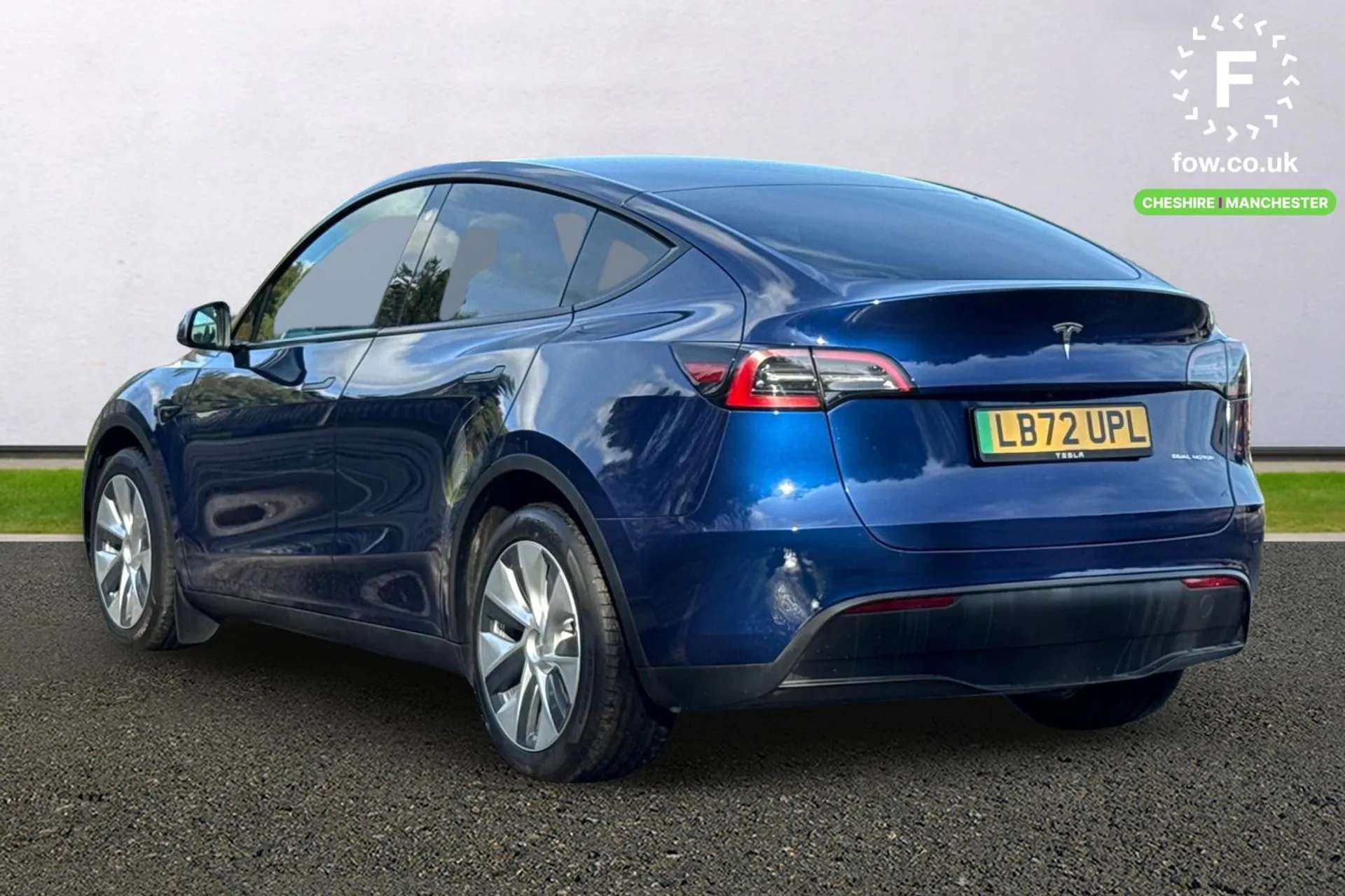 A 2022 TESLA MODEL Y Long Range AWD 5dr Auto [ Front and rear parking sensors, Wireless phone charging, Premium audio 14 speakers, 1 subwoofer, 2 amps and full immersive s A 2022 TESLA MODEL Y Long Range AWD 5dr Auto [ Front and rear parking sensors, Wireless phone charging, Premium audio 14 speakers, 1 subwoofer, 2 amps and full immersive s