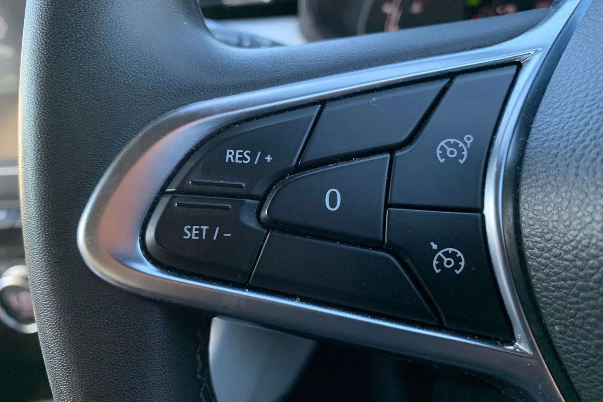 2023 RENAULT CLIO 2023 RENAULT CLIO