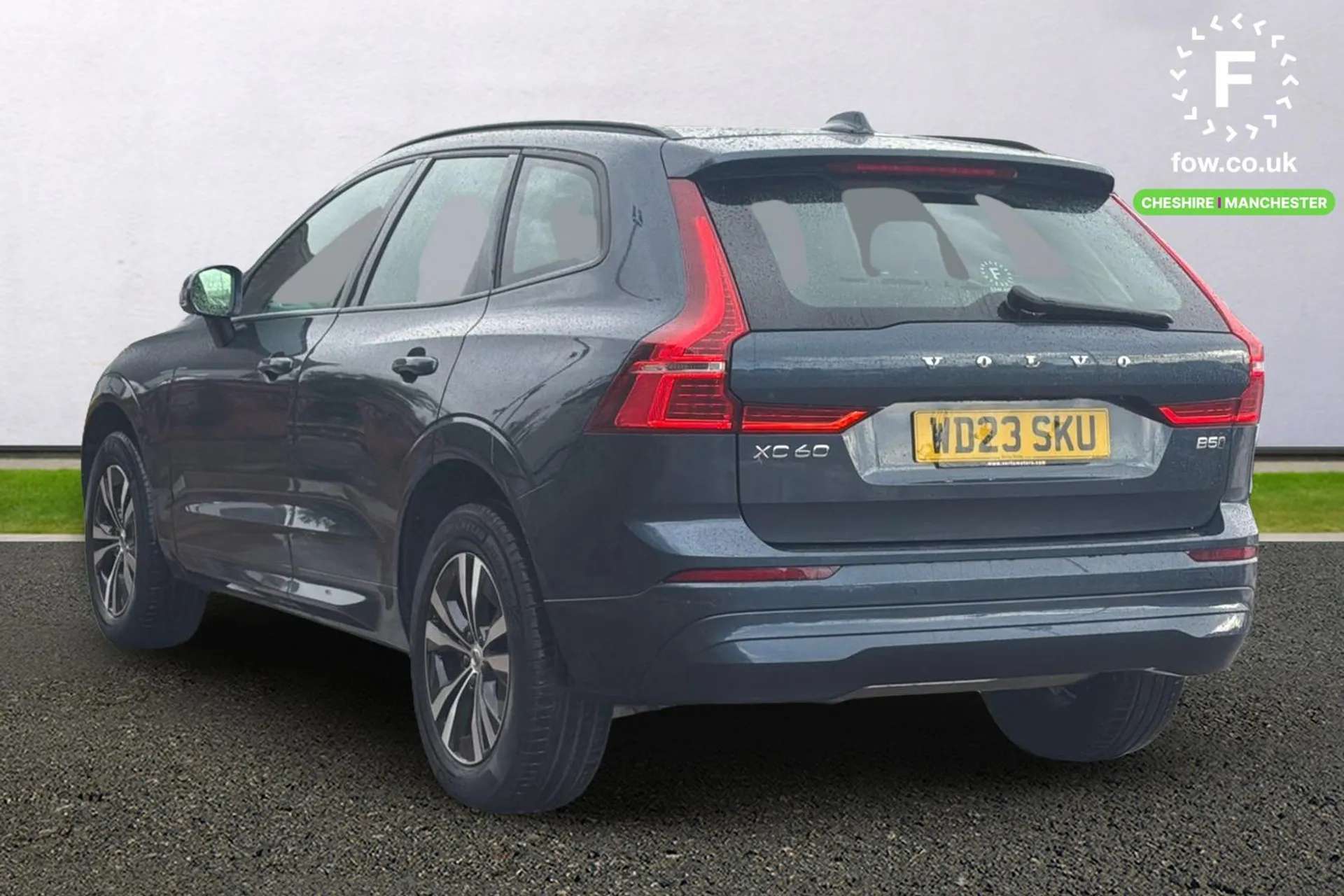 2023 VOLVO XC60 2023 VOLVO XC60