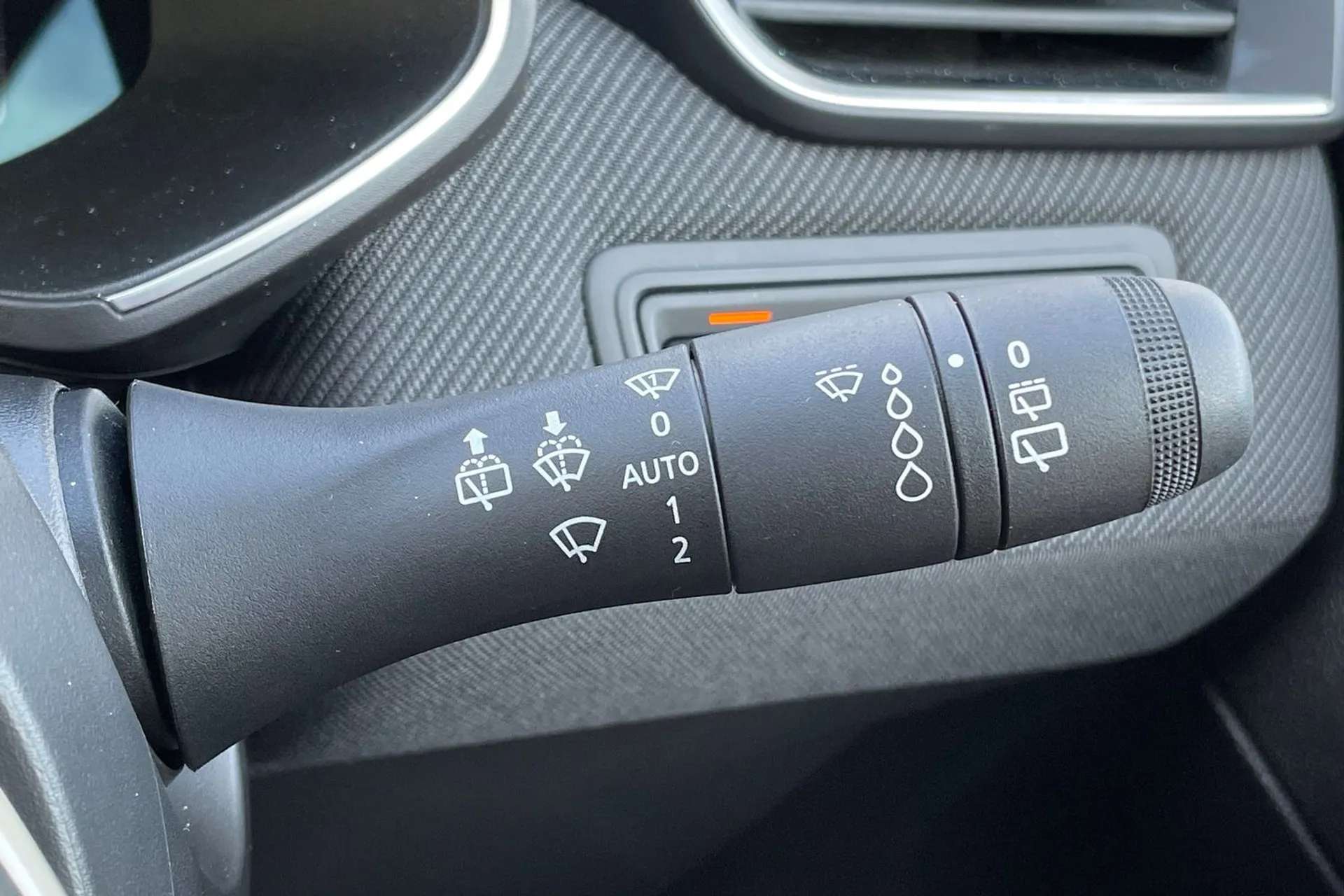 2024 RENAULT CLIO 2024 RENAULT CLIO