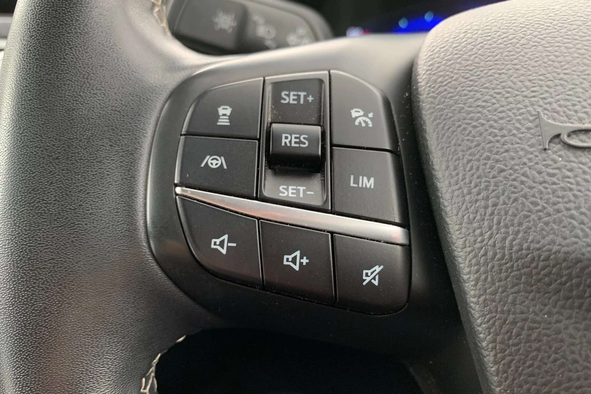 2022 FORD KUGA 2022 FORD KUGA