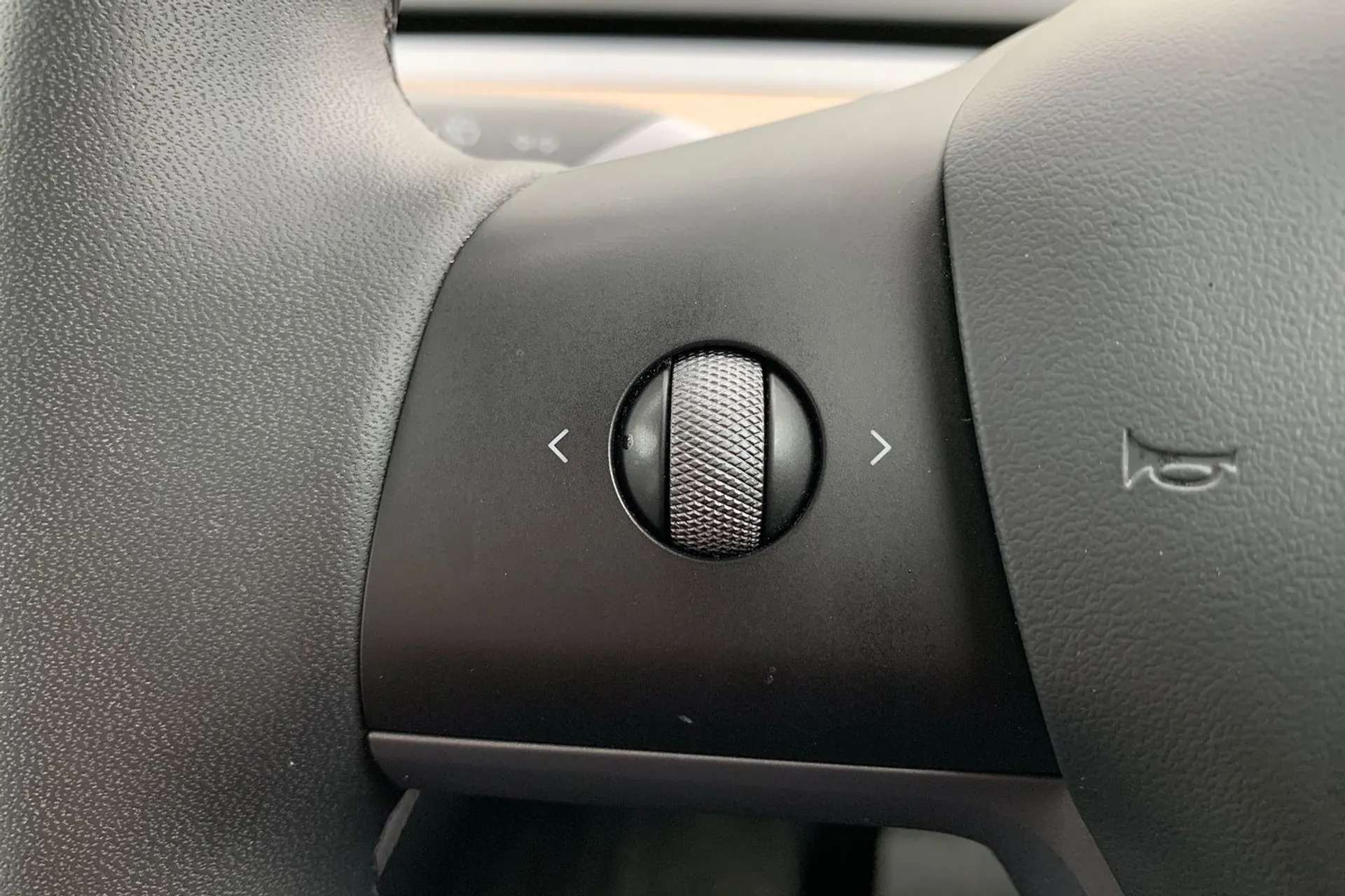 2024 TESLA MODEL Y 2024 TESLA MODEL Y