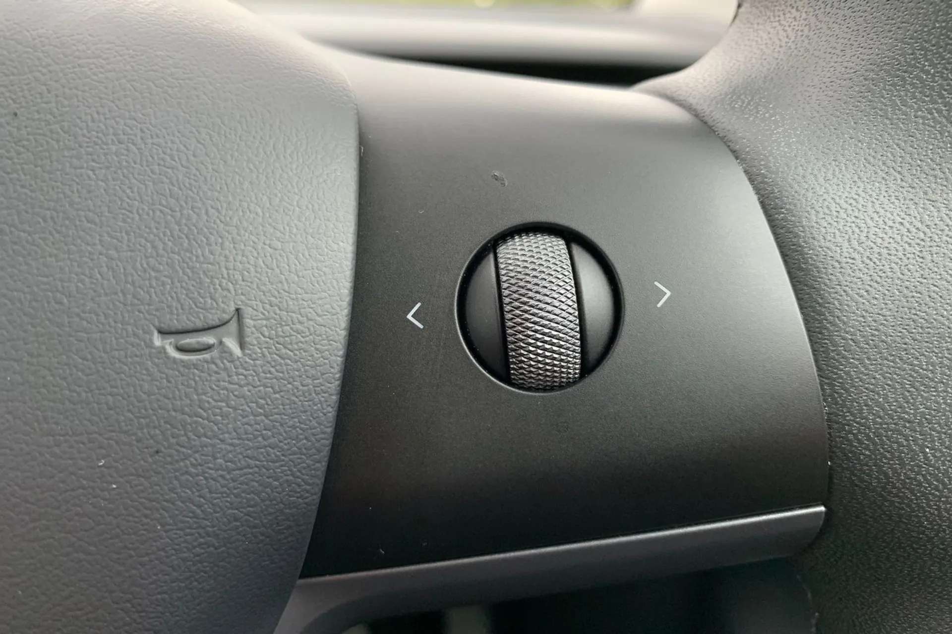 2024 TESLA MODEL Y 2024 TESLA MODEL Y