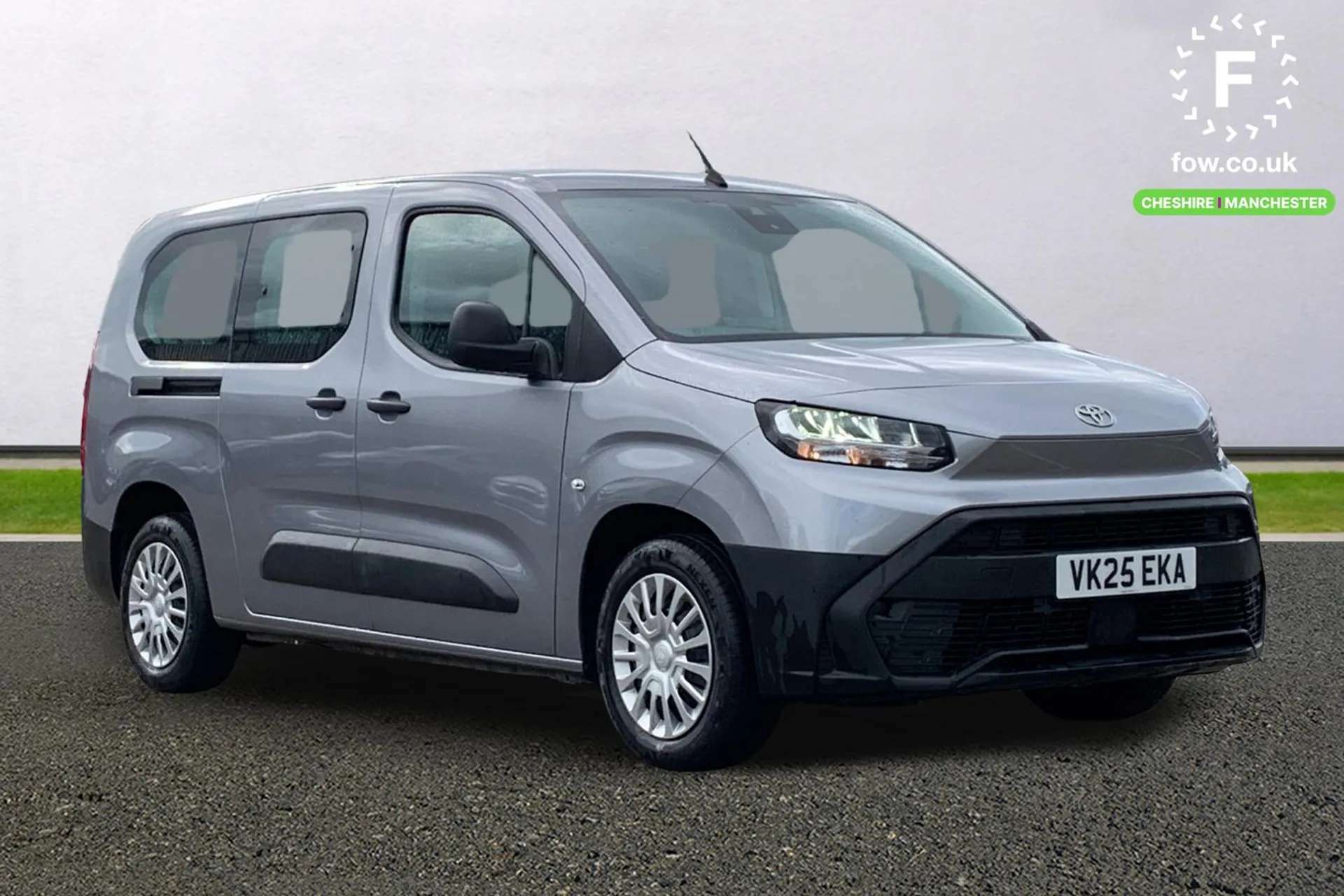 A 2025 TOYOTA PROACE CITY VERSO 100kW Icon L2 50kWh 5dr Auto [Auto high beam, Cruise control, Rear parking sensors A 2025 TOYOTA PROACE CITY VERSO 100kW Icon L2 50kWh 5dr Auto [Auto high beam, Cruise control, Rear parking sensors