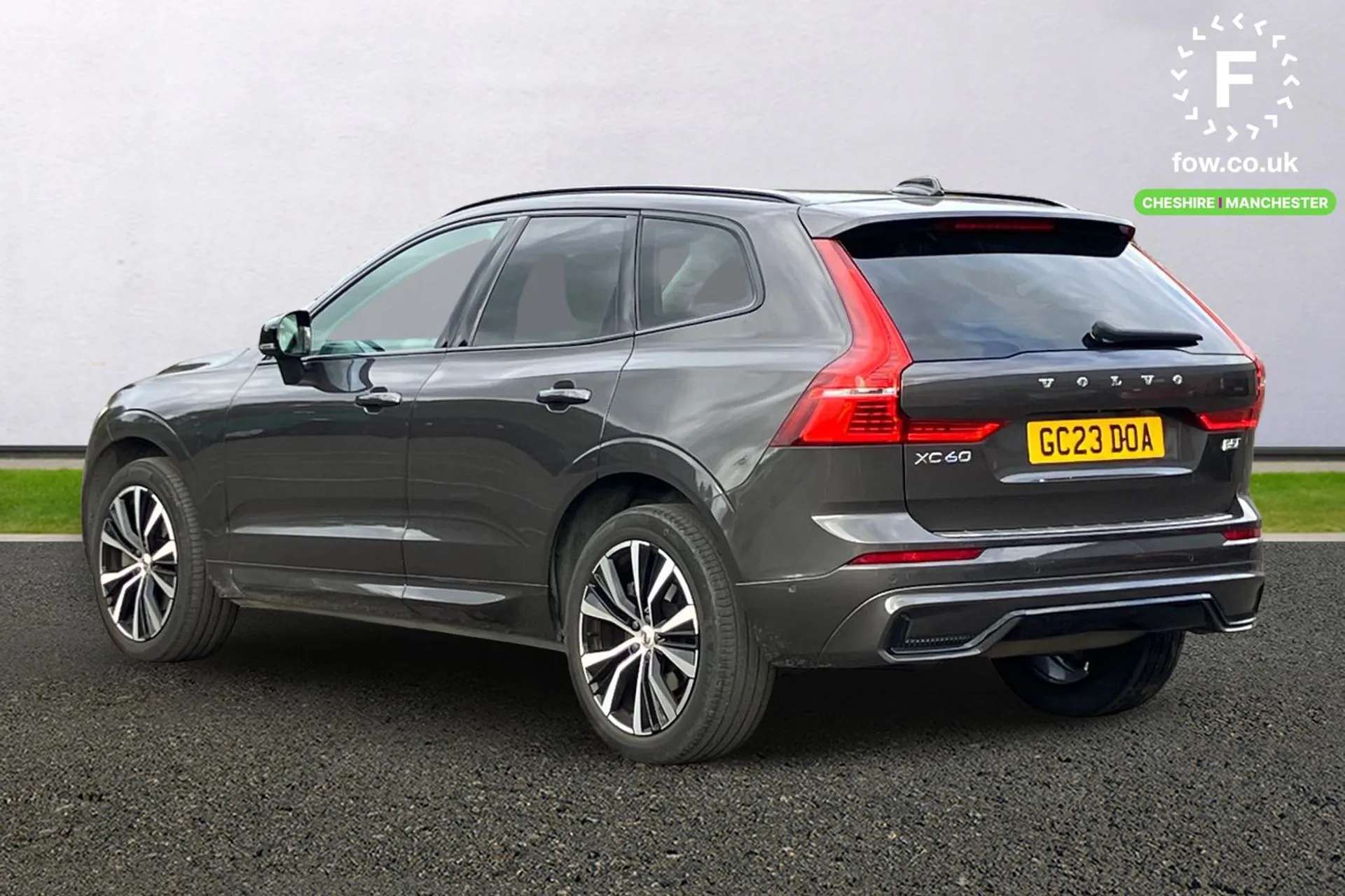 2023 VOLVO XC60 2023 VOLVO XC60