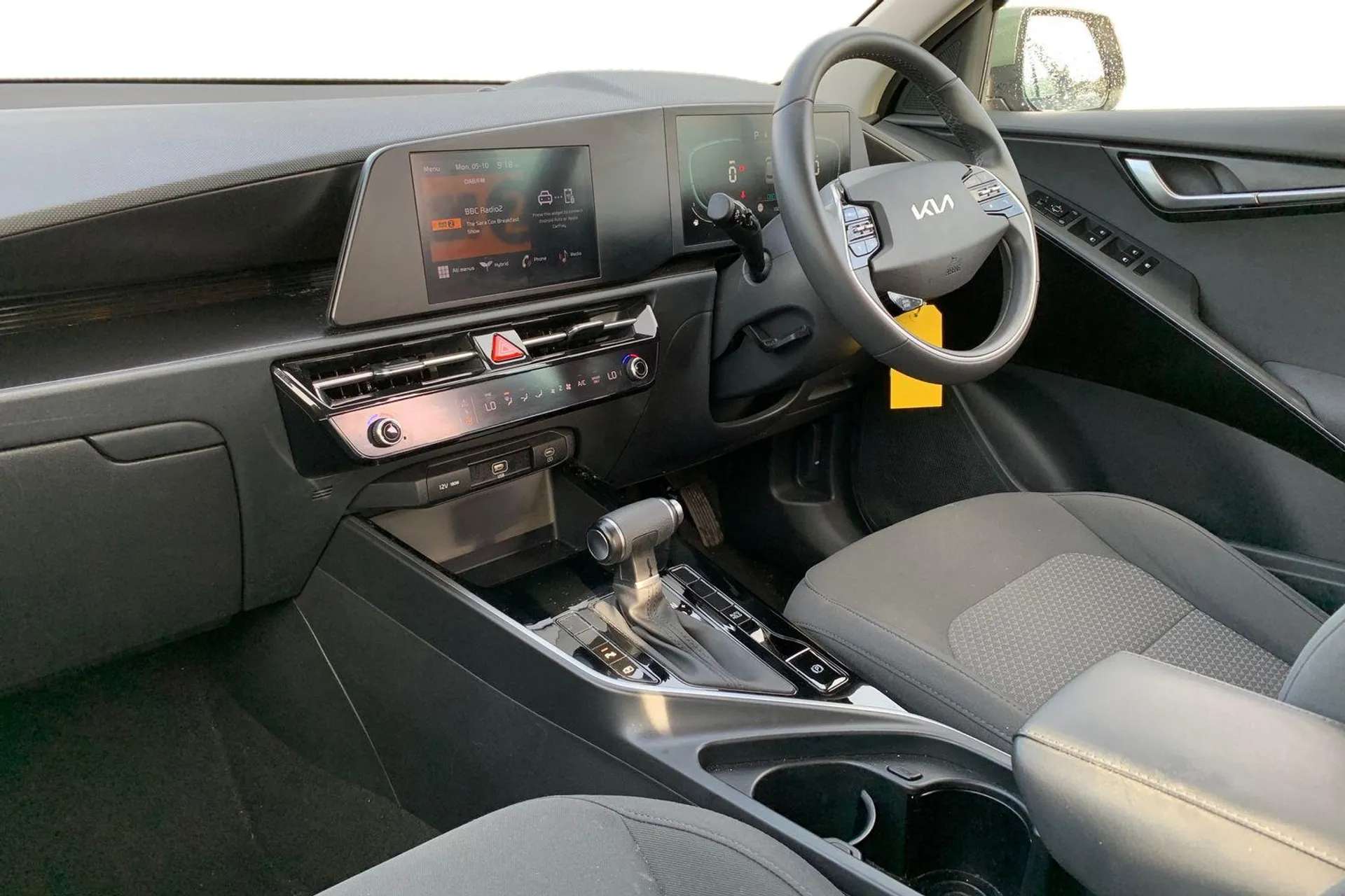 2023 KIA NIRO 2023 KIA NIRO