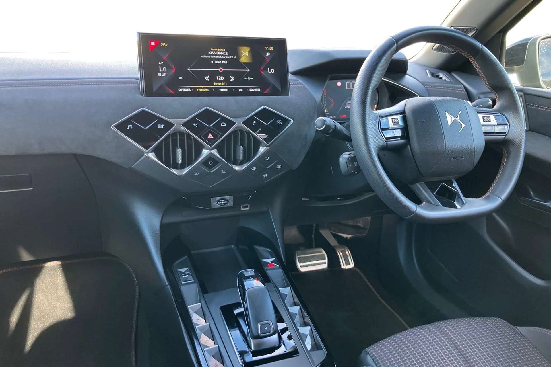 A 2022 DS DS3 1.2 PureTech 130 Performance Line + 5dr EAT8 [Cruise control with speed limiter, 7 inch digital instrument cluster display, 18" Monza diamond cut allo A 2022 DS DS3 1.2 PureTech 130 Performance Line + 5dr EAT8 [Cruise control with speed limiter, 7 inch digital instrument cluster display, 18" Monza diamond cut allo