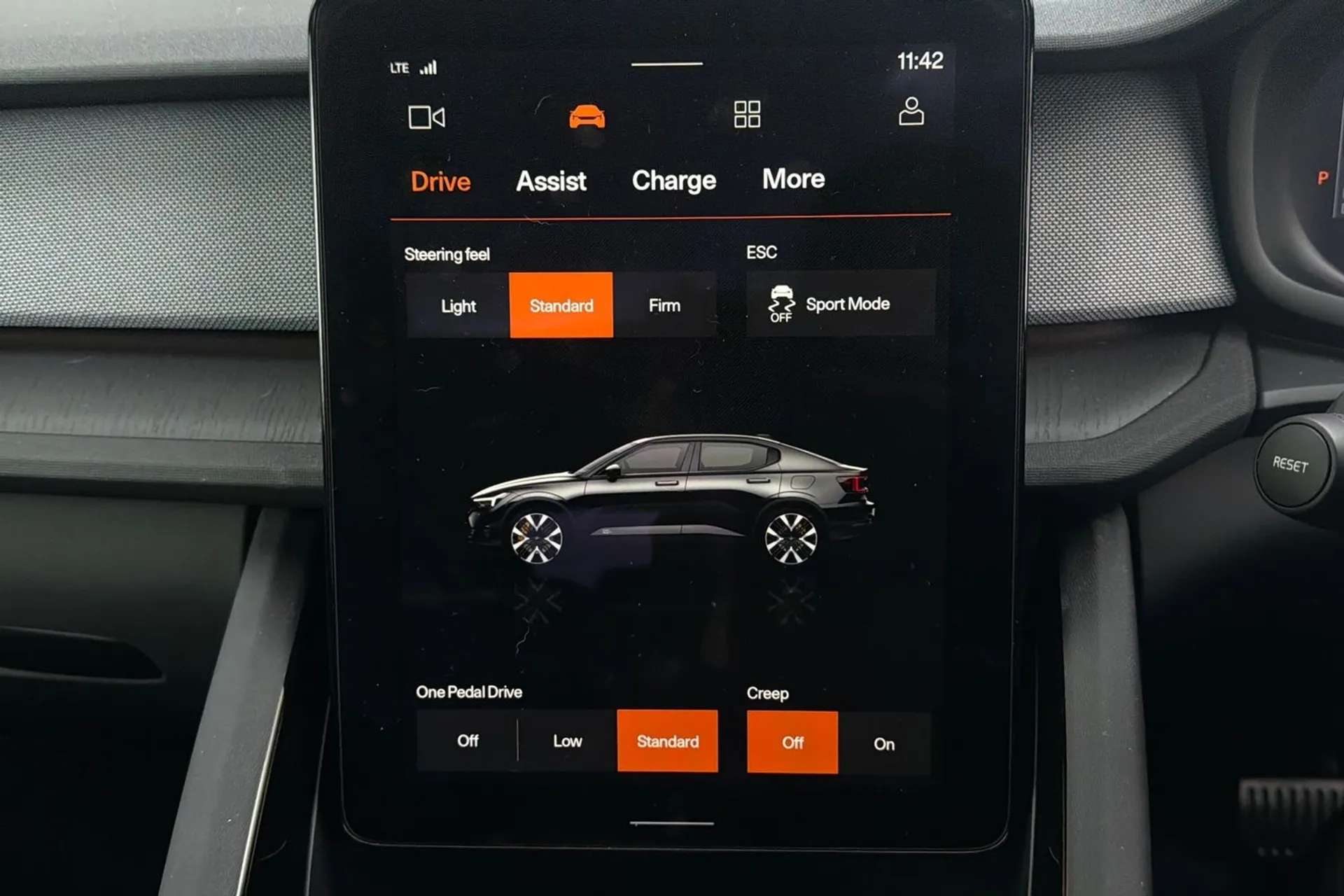 2025 POLESTAR 2 2025 POLESTAR 2