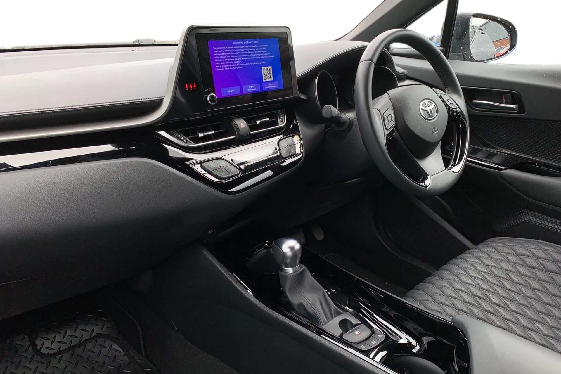 2023 TOYOTA C-HR 2023 TOYOTA C-HR