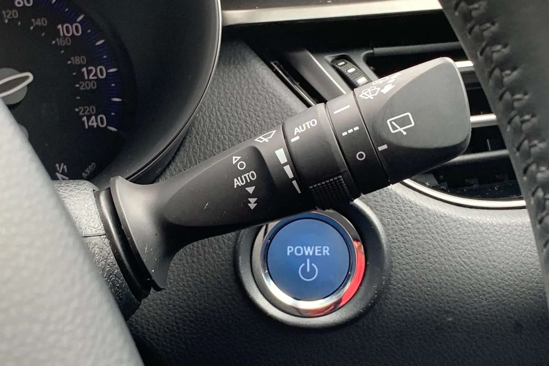 2023 TOYOTA C-HR 2023 TOYOTA C-HR
