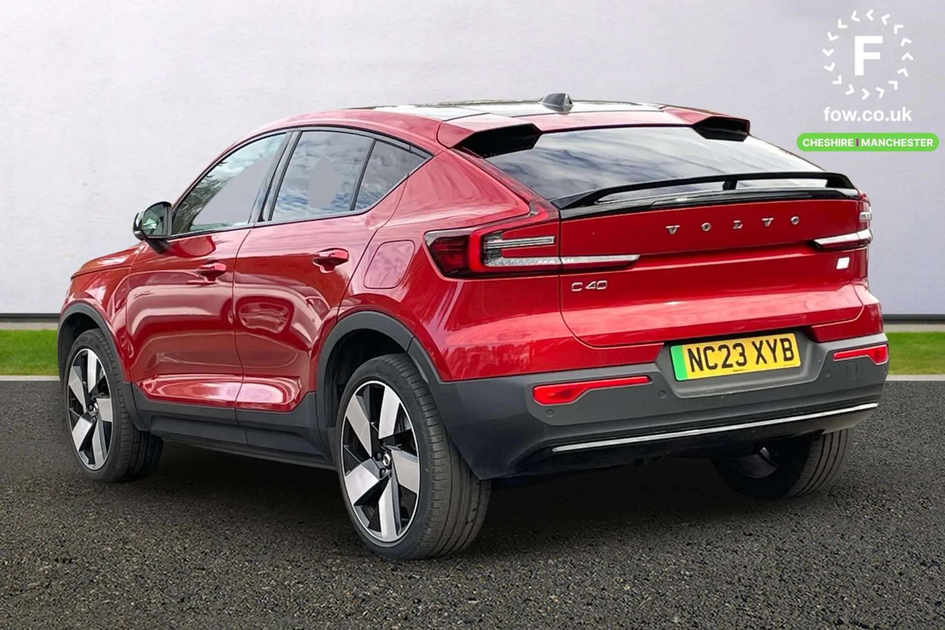 A 2023 VOLVO C40 170kW Recharge Ultimate 69kWh 5dr Auto [ Bluetooth handsfree system, Front and Rear Park Assist, 360 degree surround view parking camera with side pro A 2023 VOLVO C40 170kW Recharge Ultimate 69kWh 5dr Auto [ Bluetooth handsfree system, Front and Rear Park Assist, 360 degree surround view parking camera with side pro