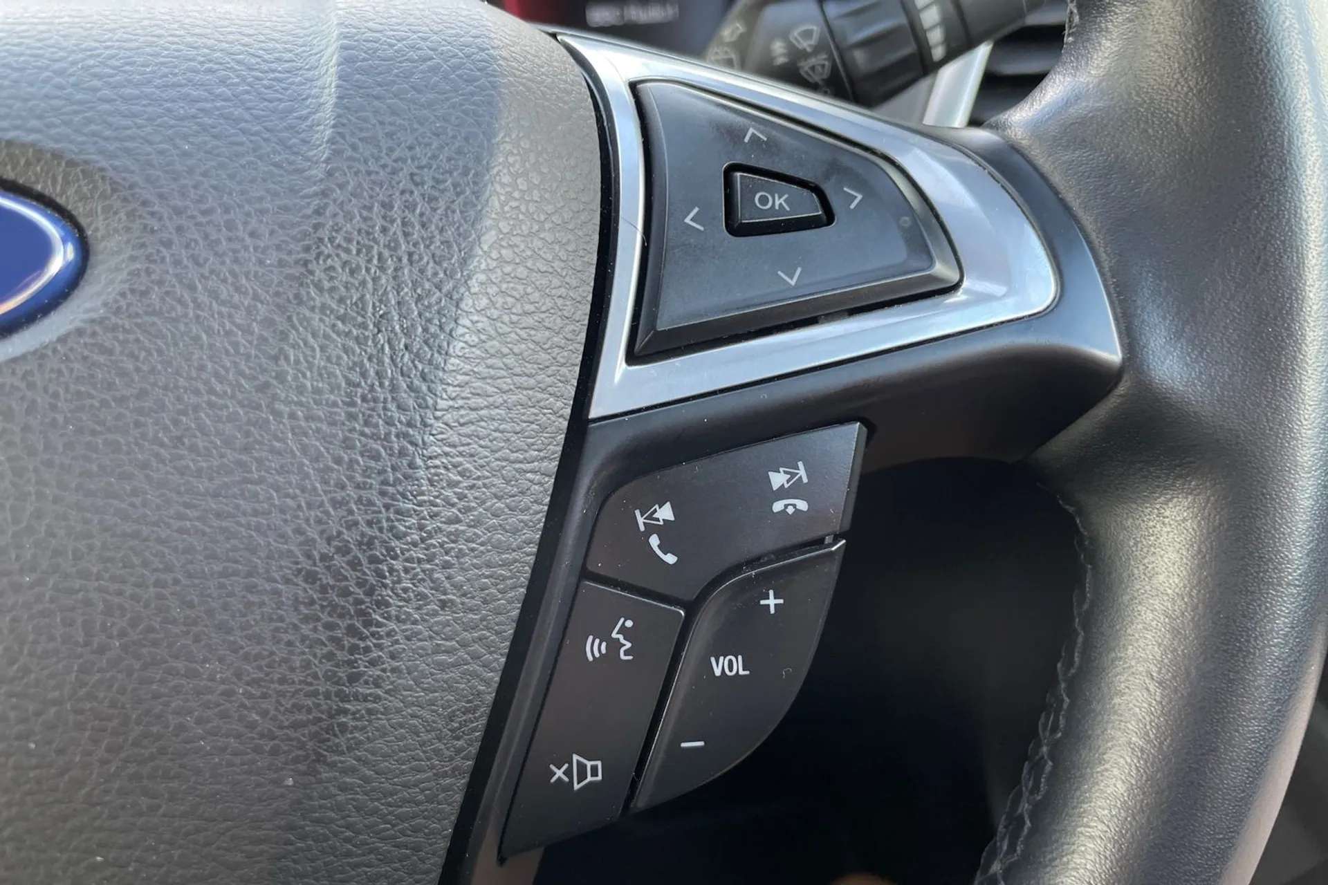 2021 FORD MONDEO VIGNALE 2021 FORD MONDEO VIGNALE