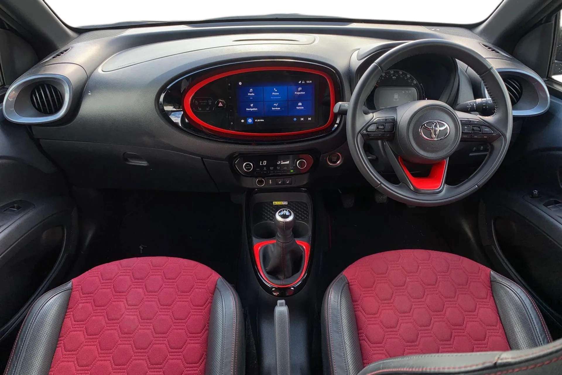 2023 TOYOTA AYGO X 2023 TOYOTA AYGO X