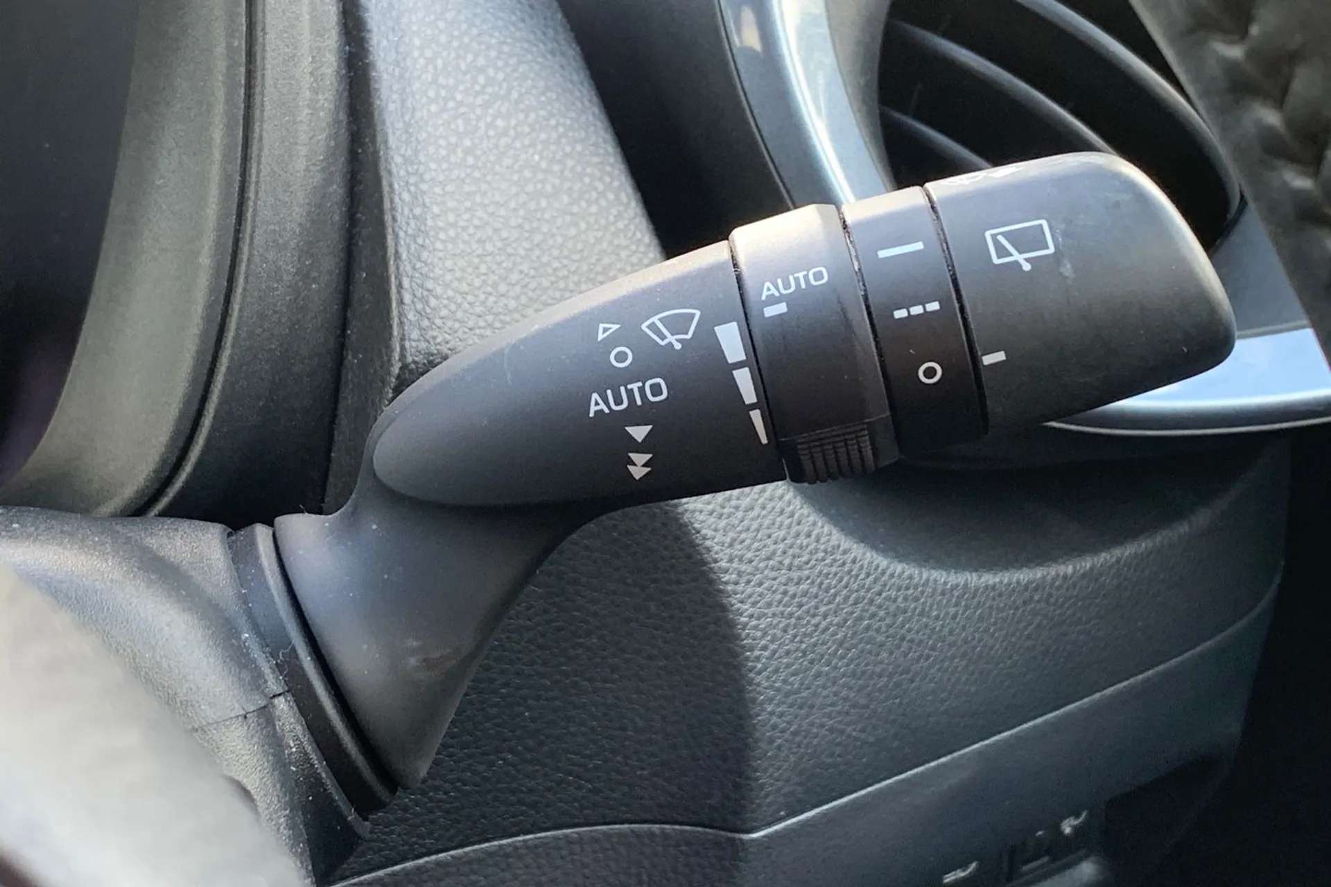 2023 TOYOTA AYGO X 2023 TOYOTA AYGO X