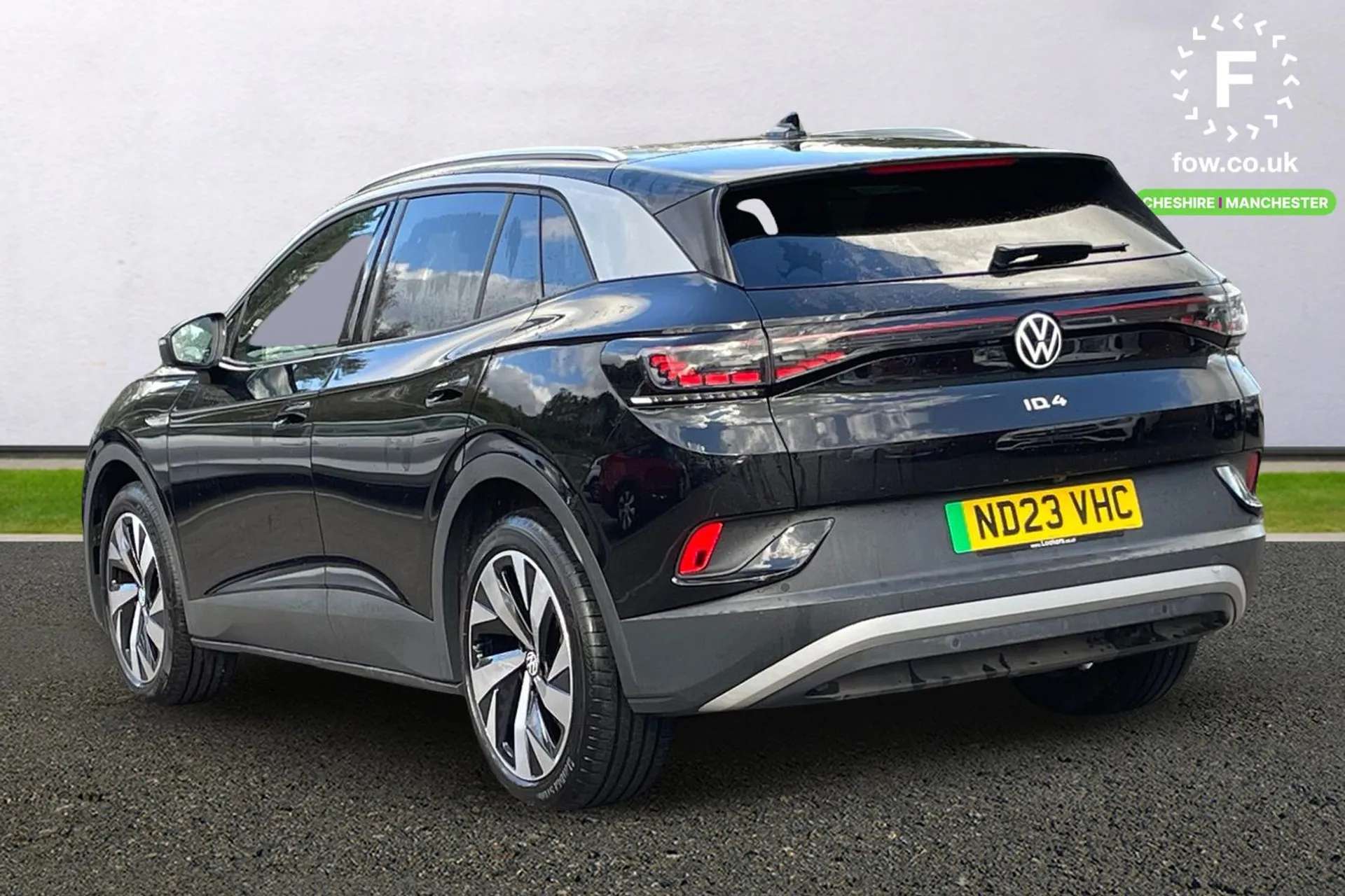 A 2023 VOLKSWAGEN ID.4 150kW Style Ed Pro Perform 77kWh 5dr Auto 125kW Ch [Multifunction camera, Dynamic road sign display, Fixed panoramic sunroof with electric sunblind, B A 2023 VOLKSWAGEN ID.4 150kW Style Ed Pro Perform 77kWh 5dr Auto 125kW Ch [Multifunction camera, Dynamic road sign display, Fixed panoramic sunroof with electric sunblind, B