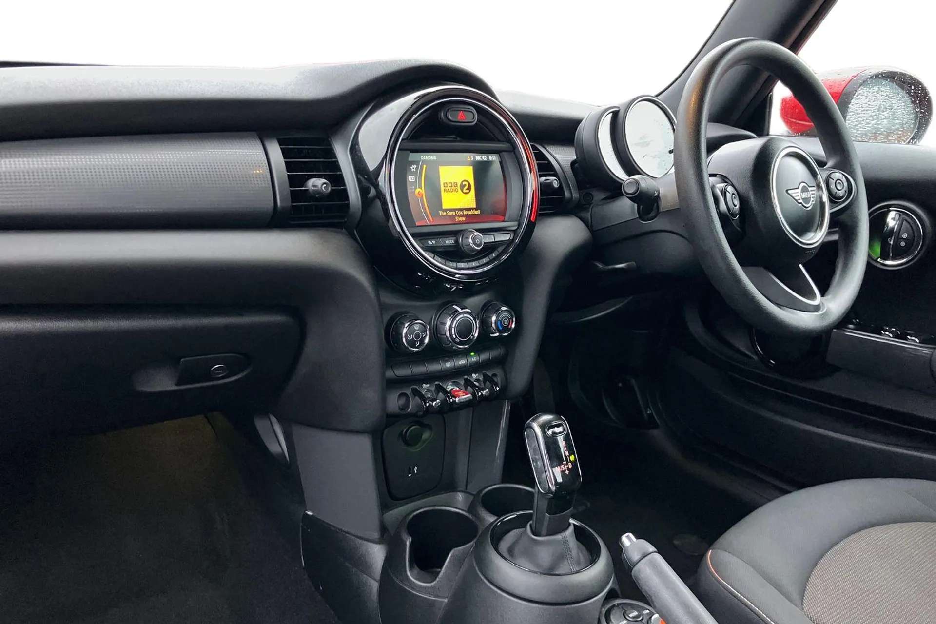 A 2019 MINI CONVERTIBLE 1.5 Cooper Classic II 2dr Auto [Automatic start/stop function with brake energy recuperation, Fully electric black softtop with integrated sunroof fun A 2019 MINI CONVERTIBLE 1.5 Cooper Classic II 2dr Auto [Automatic start/stop function with brake energy recuperation, Fully electric black softtop with integrated sunroof fun