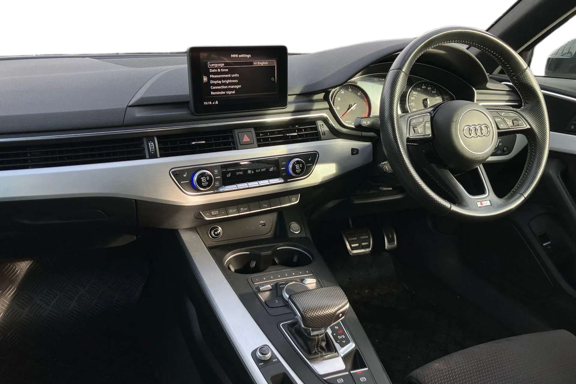 2018 AUDI A4 2018 AUDI A4