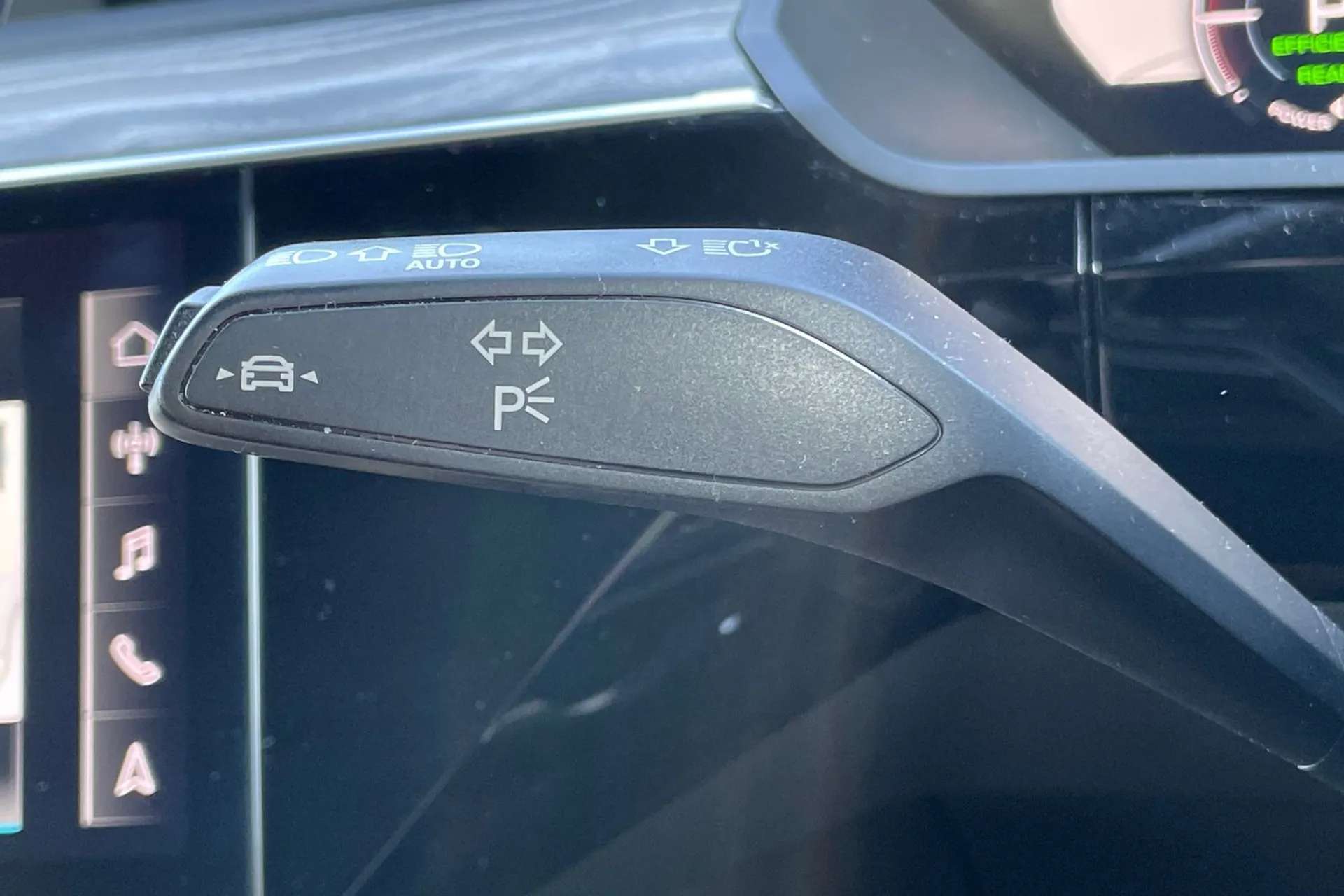 2022 AUDI E-TRON 2022 AUDI E-TRON