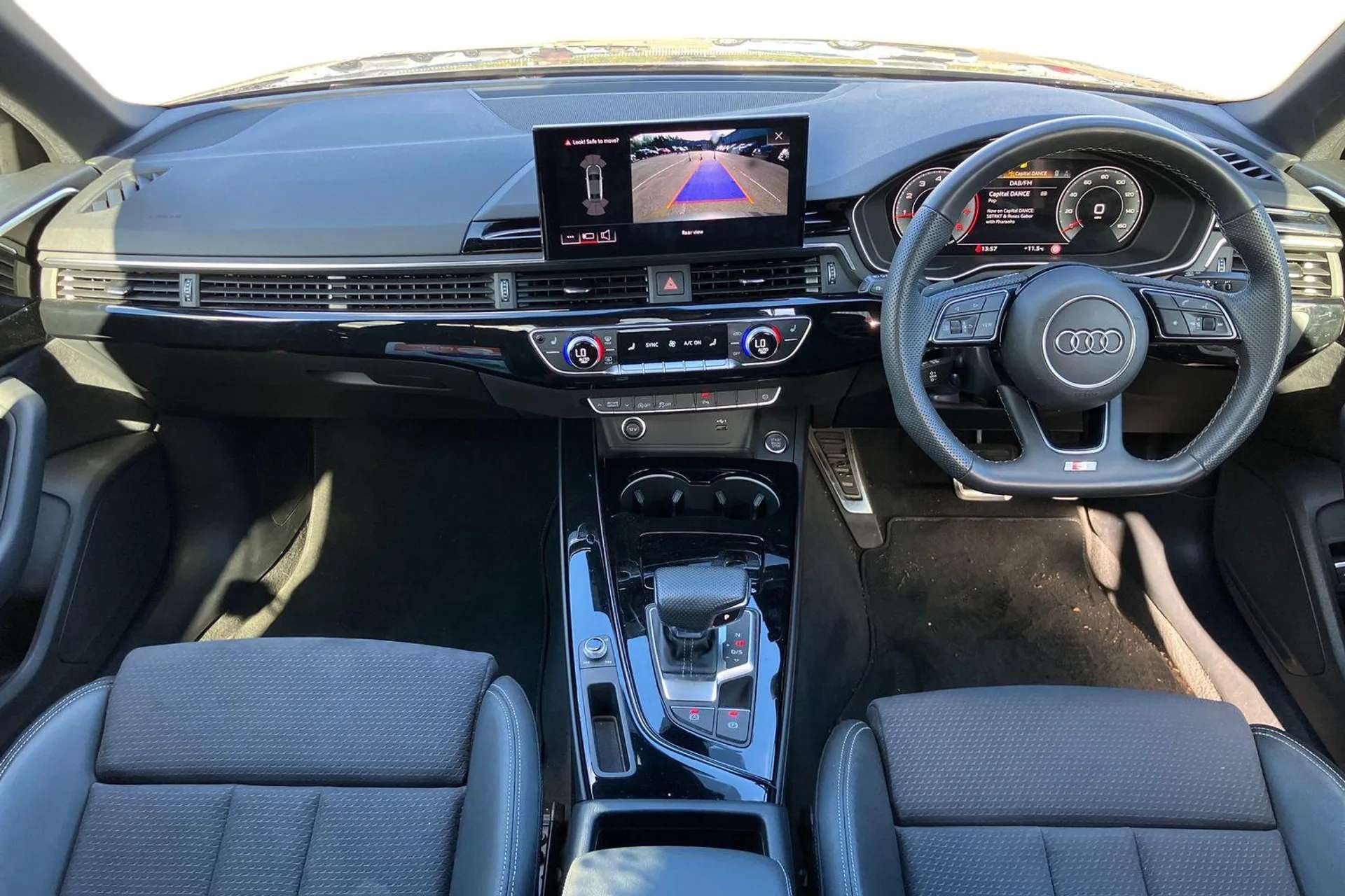 2023 AUDI A4 2023 AUDI A4