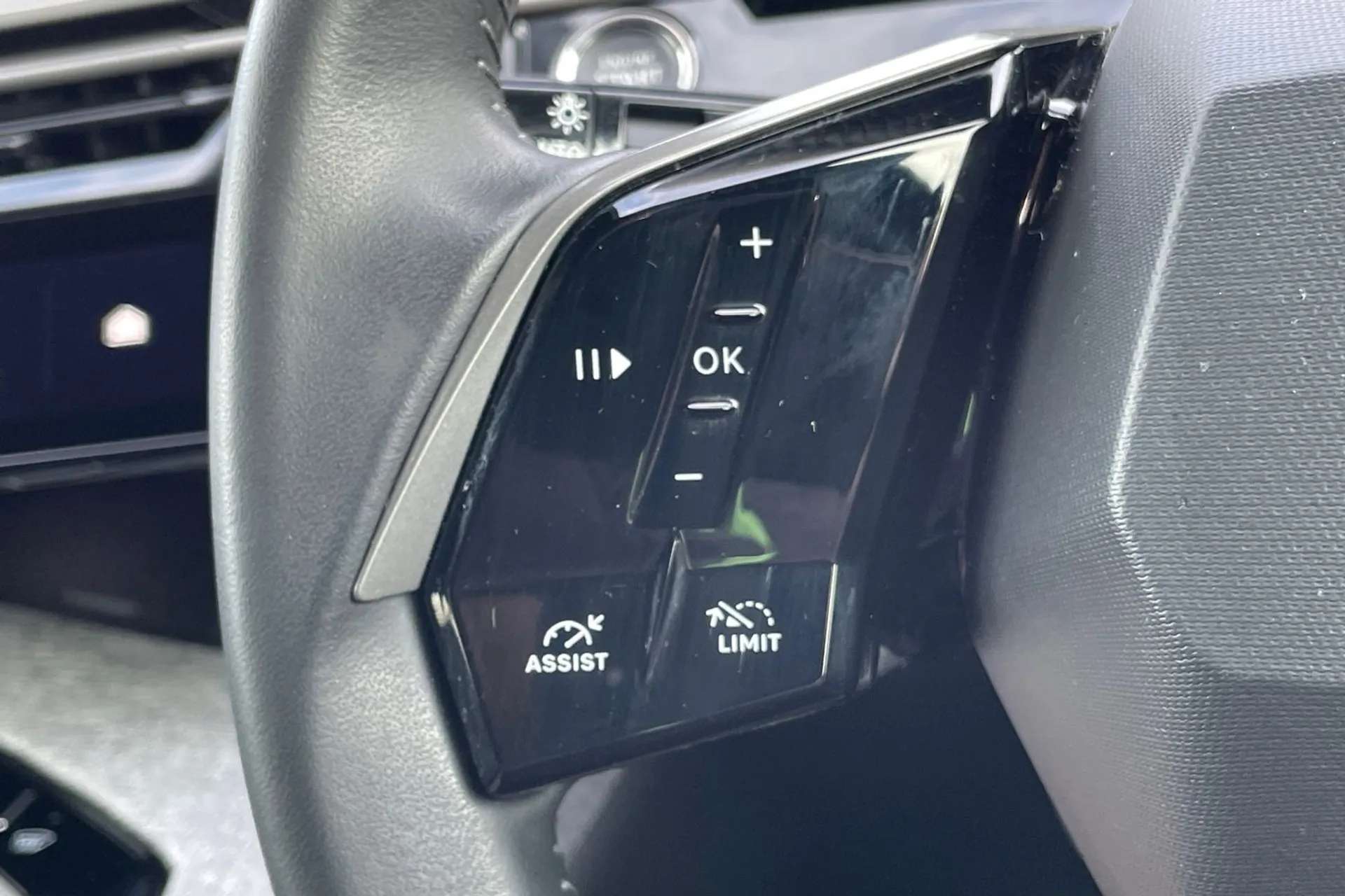 2025 PEUGEOT 3008 2025 PEUGEOT 3008