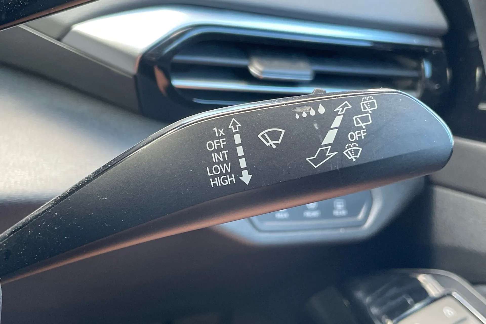 2023 VOLKSWAGEN ID.4 2023 VOLKSWAGEN ID.4