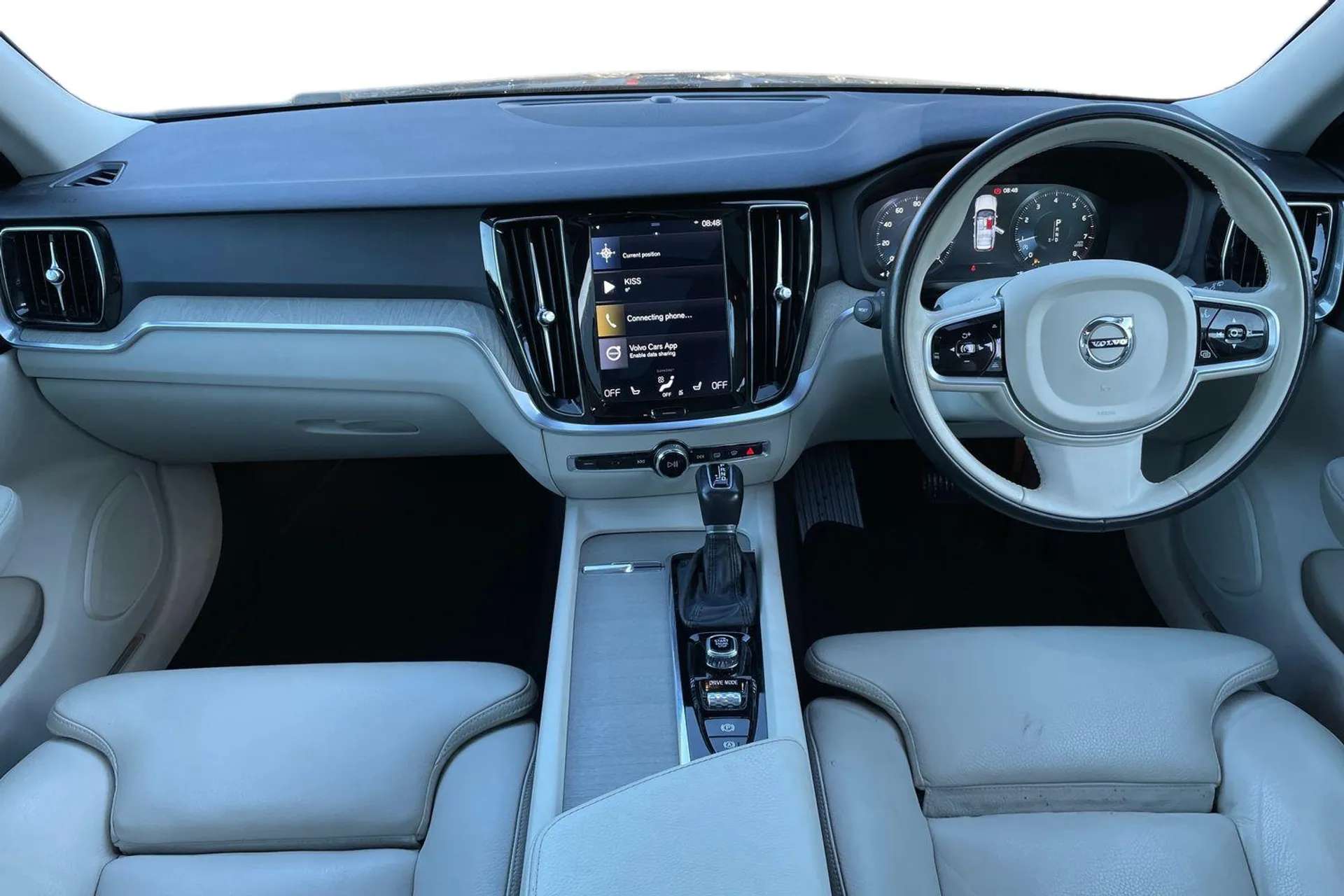 2019 VOLVO V60 2019 VOLVO V60