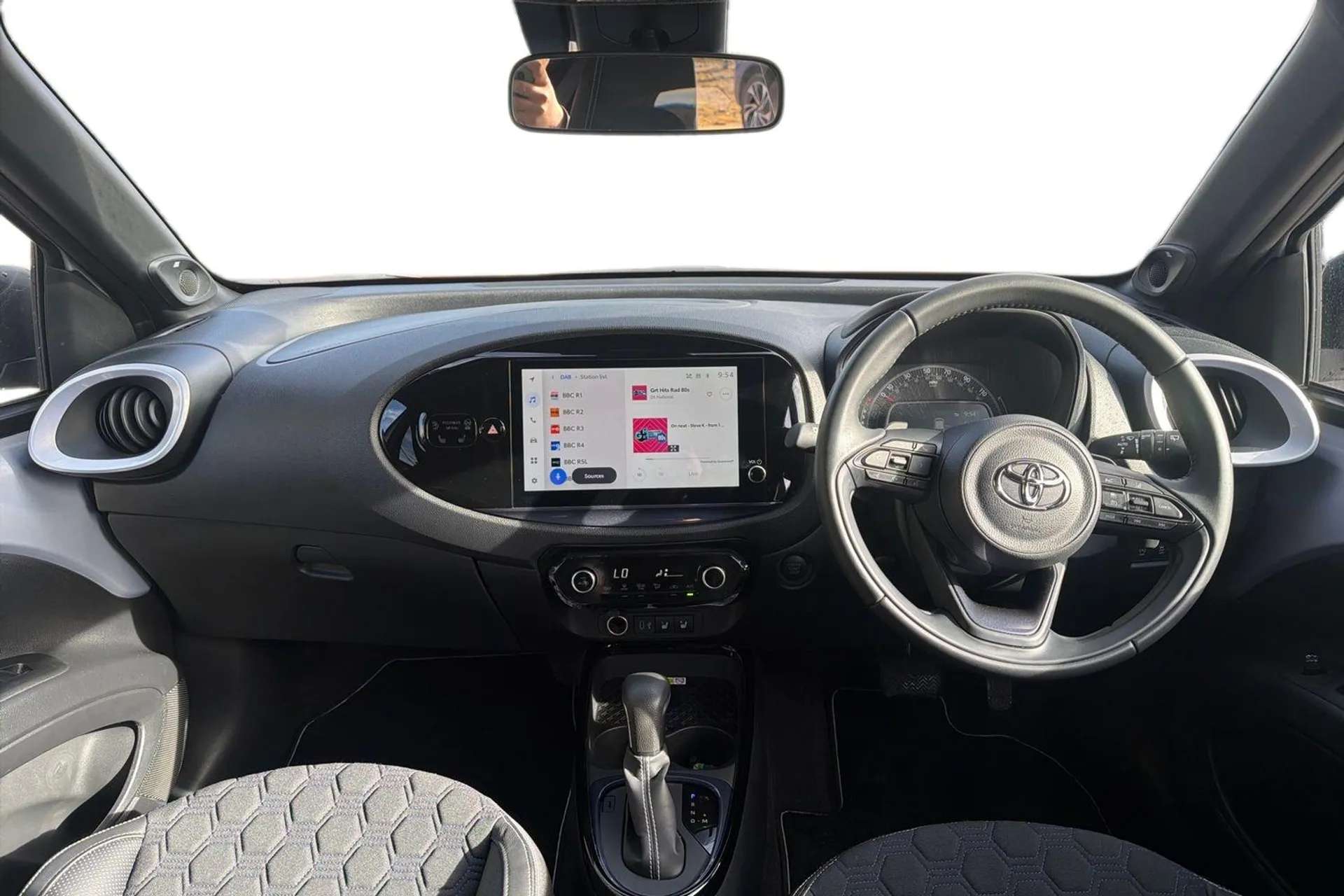 2025 TOYOTA AYGO X 2025 TOYOTA AYGO X