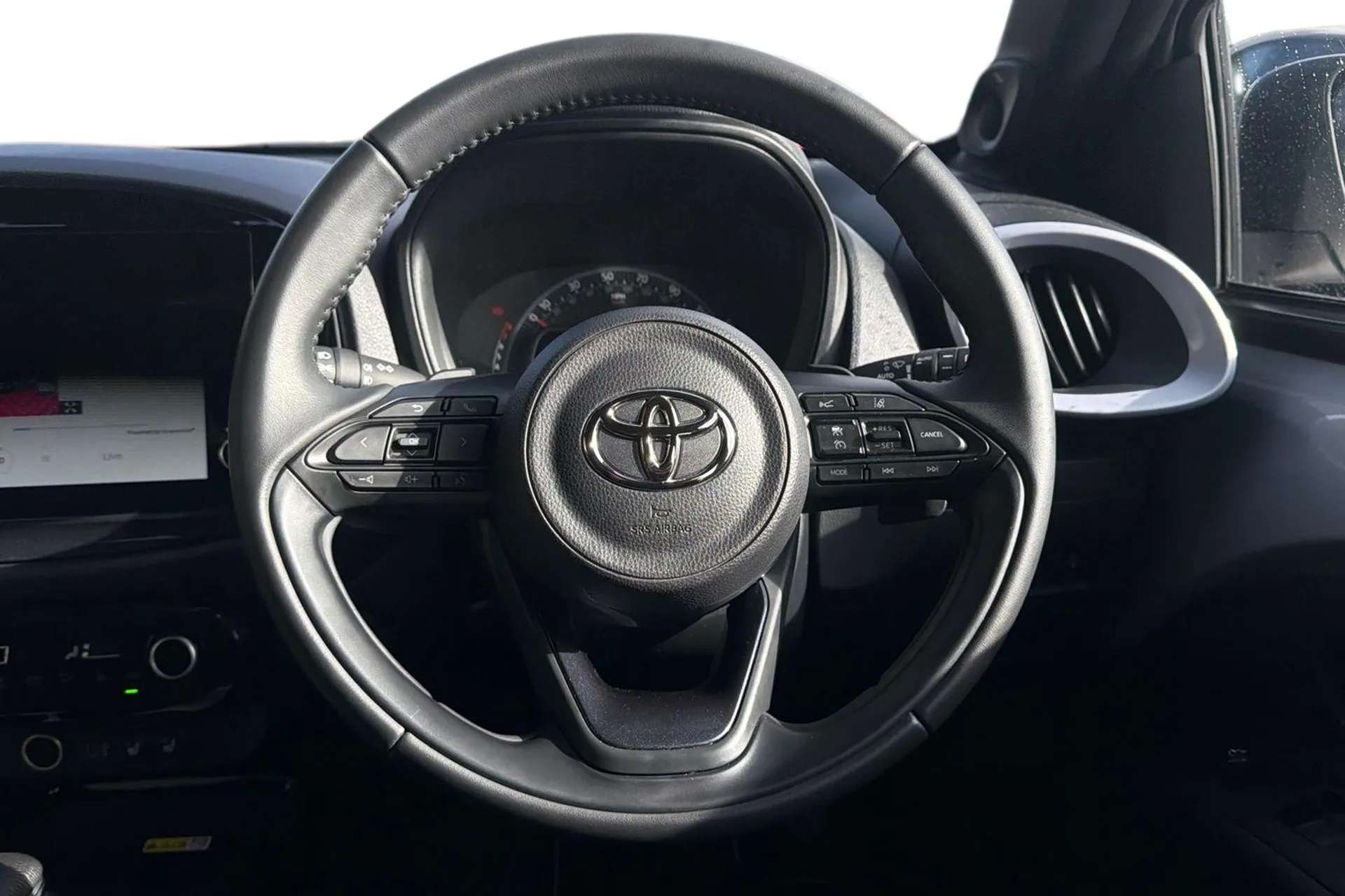 2025 TOYOTA AYGO X 2025 TOYOTA AYGO X