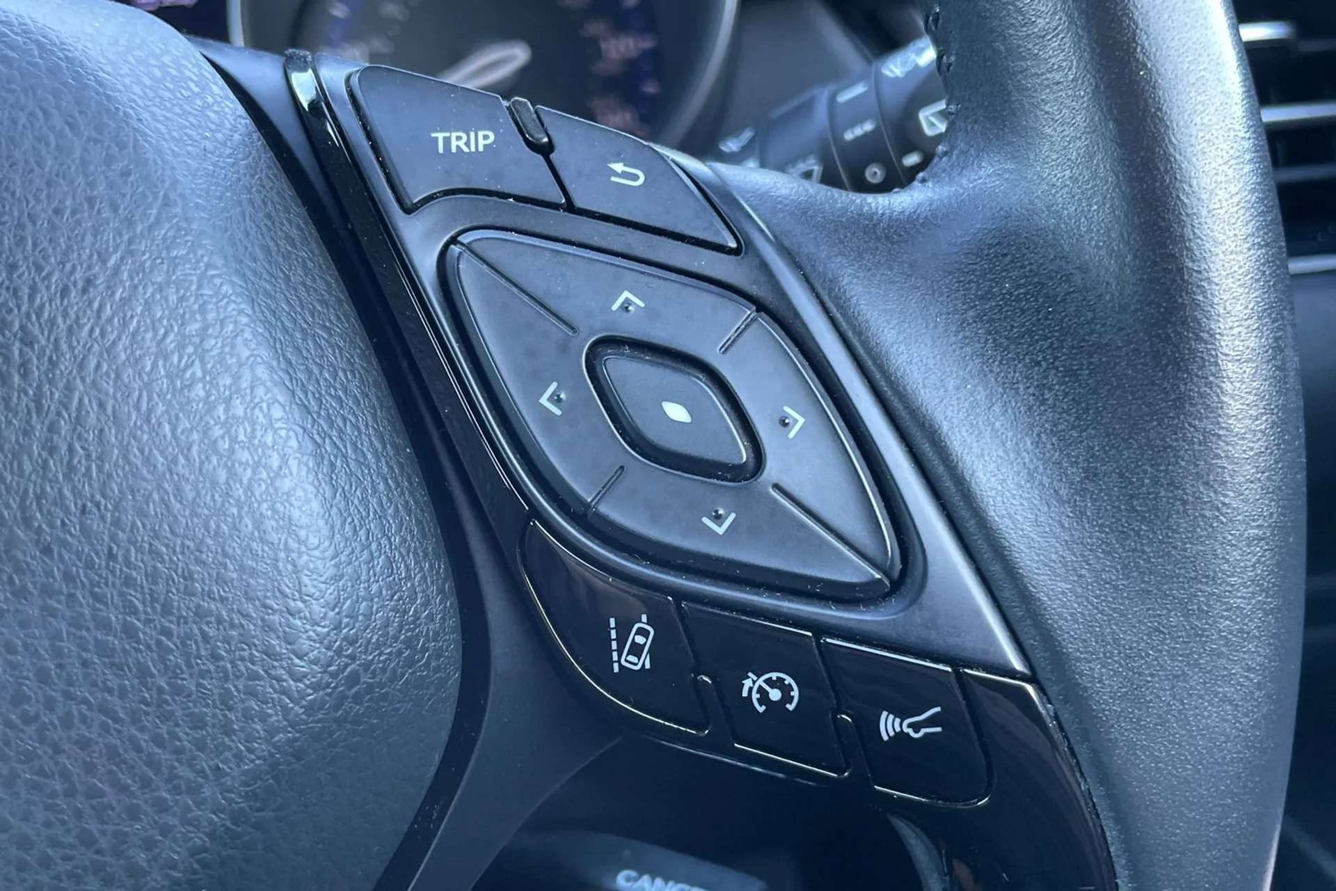 2020 TOYOTA C-HR 2020 TOYOTA C-HR