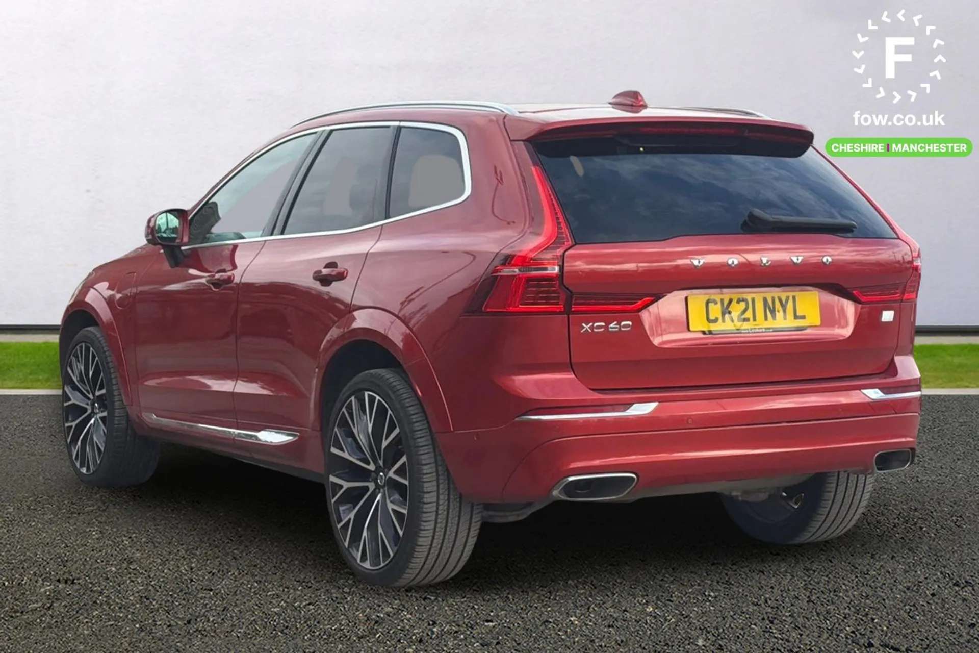 A 2021 VOLVO XC60 2.0 T8 Recharge PHEV Inscription Pro 5dr AWD Auto [22" Alloys, Driver Assist, Climate Pack, Lounge Pack, Versatility Pack, Head Up Display, Navigation A 2021 VOLVO XC60 2.0 T8 Recharge PHEV Inscription Pro 5dr AWD Auto [22" Alloys, Driver Assist, Climate Pack, Lounge Pack, Versatility Pack, Head Up Display, Navigation