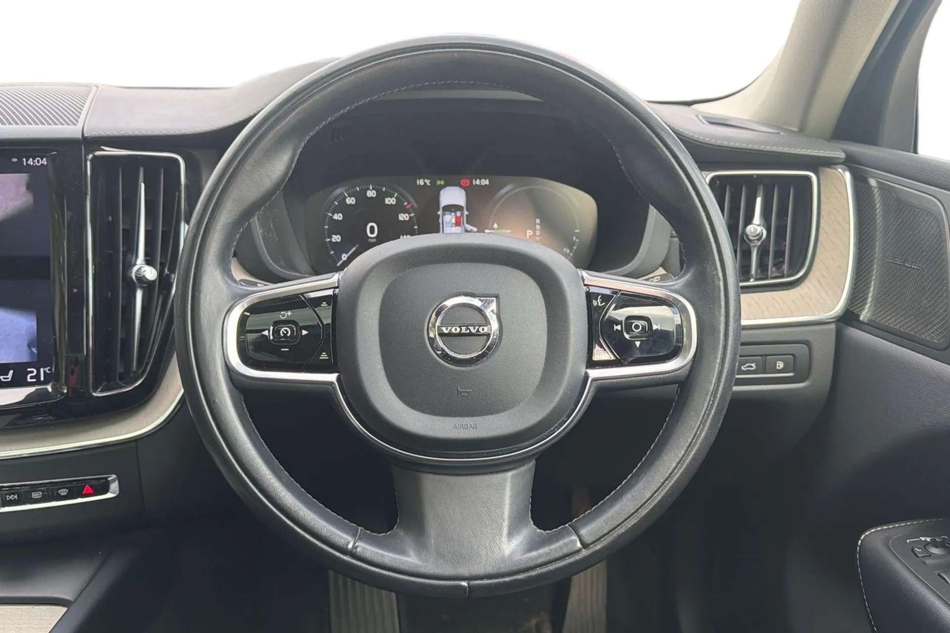 2021 VOLVO XC60 2021 VOLVO XC60