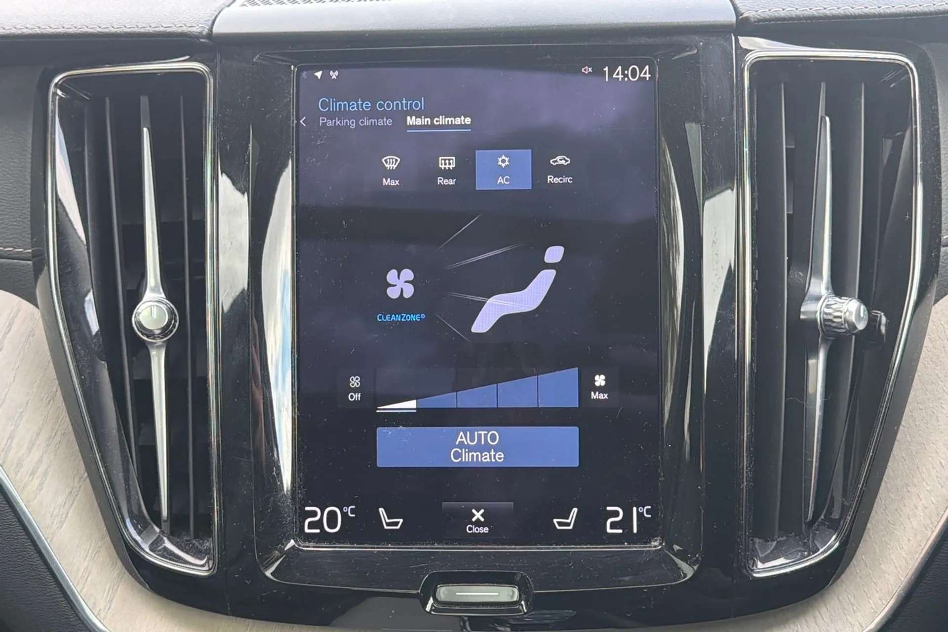 2021 VOLVO XC60 2021 VOLVO XC60