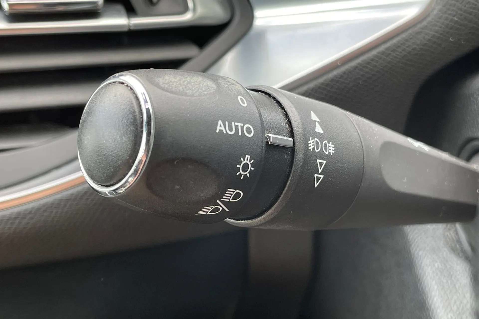 2018 PEUGEOT 308 2018 PEUGEOT 308