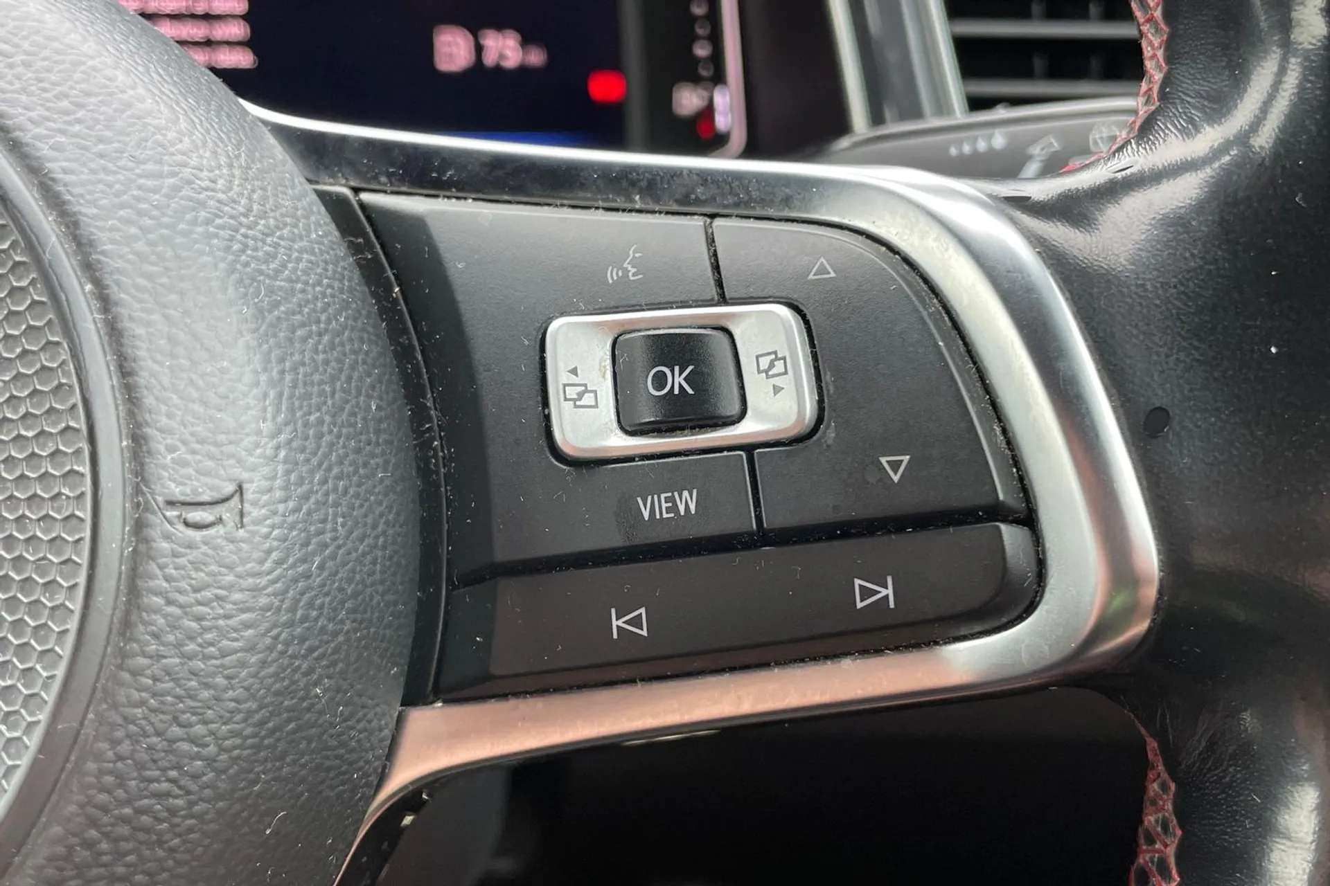 2019 VOLKSWAGEN T-ROC 2019 VOLKSWAGEN T-ROC