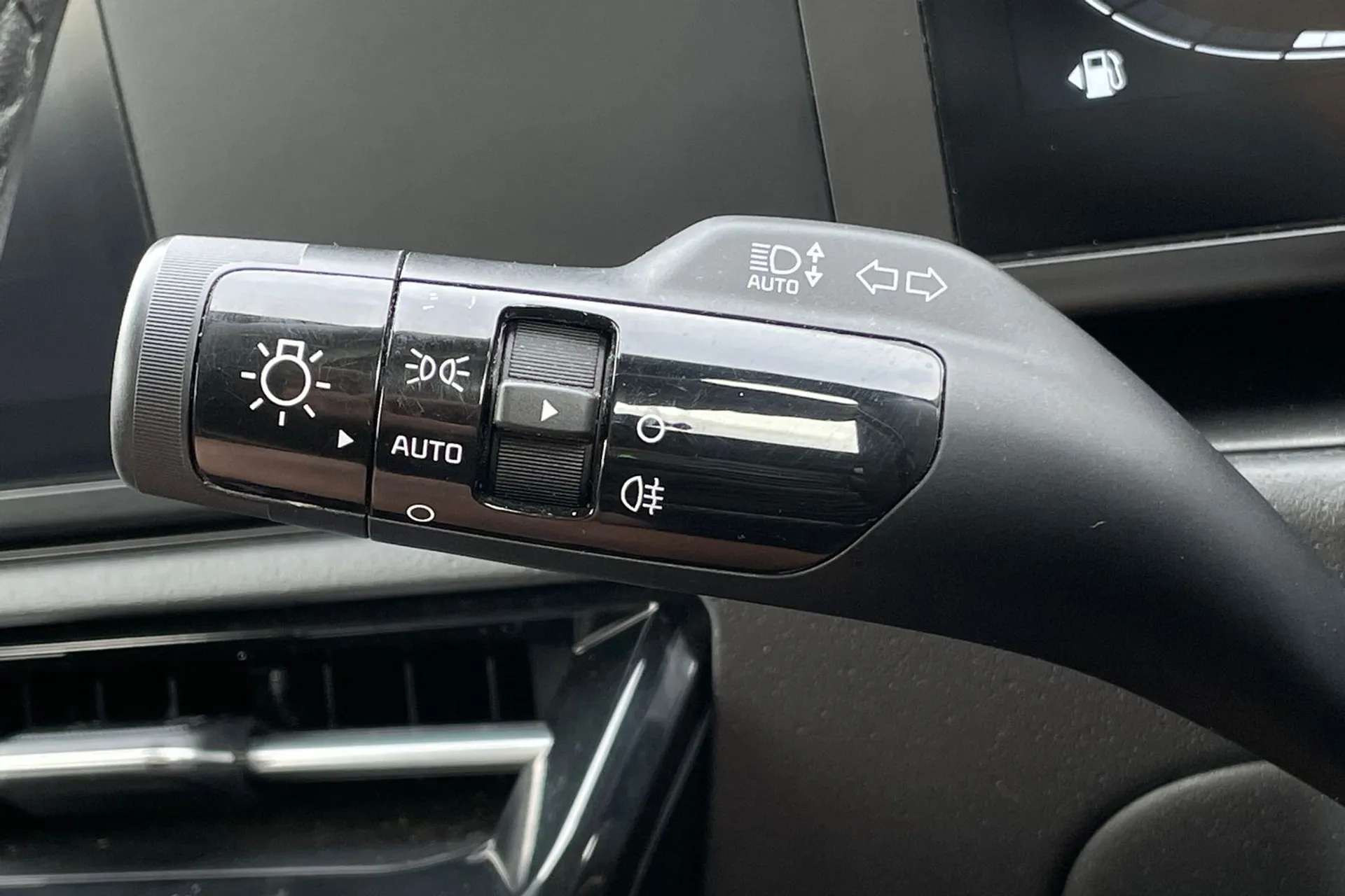 2022 KIA NIRO 2022 KIA NIRO