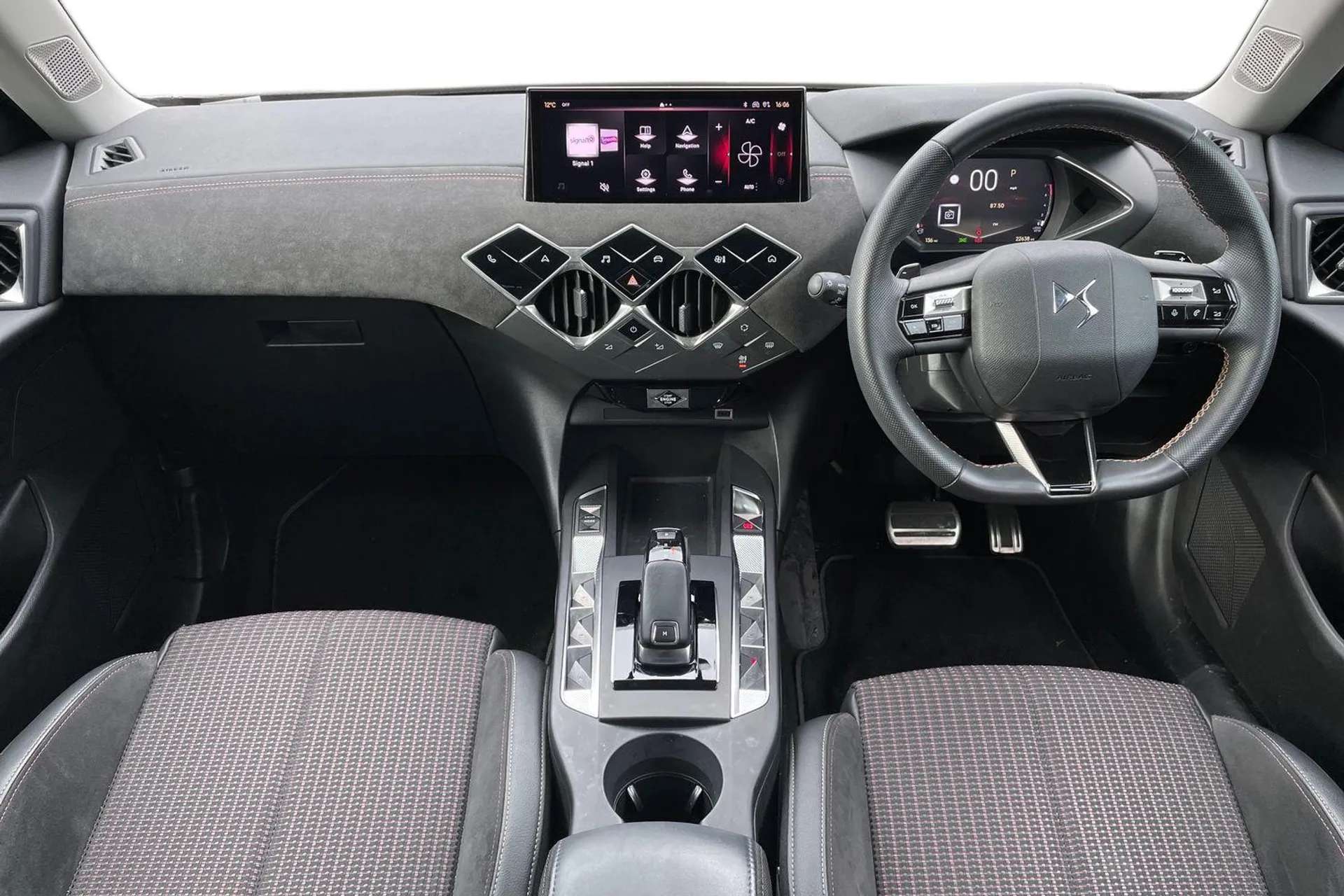 A 2023 DS DS3 1.2 PureTech 130 Performance Line + 5dr EAT8 [Perforated leather steering wheel with contrast stitching, 7 inch digital instrument cluster display, Bl A 2023 DS DS3 1.2 PureTech 130 Performance Line + 5dr EAT8 [Perforated leather steering wheel with contrast stitching, 7 inch digital instrument cluster display, Bl