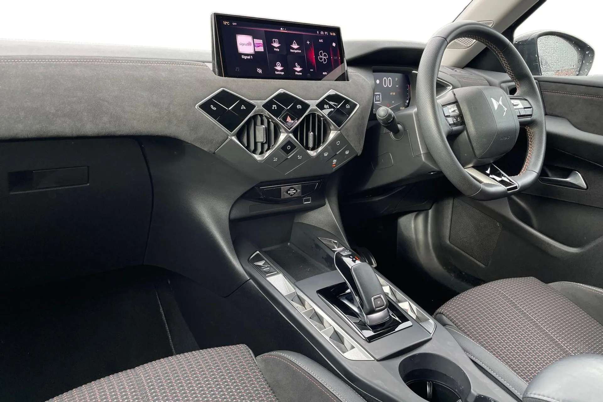 A 2023 DS DS3 1.2 PureTech 130 Performance Line + 5dr EAT8 [Perforated leather steering wheel with contrast stitching, 7 inch digital instrument cluster display, Bl A 2023 DS DS3 1.2 PureTech 130 Performance Line + 5dr EAT8 [Perforated leather steering wheel with contrast stitching, 7 inch digital instrument cluster display, Bl