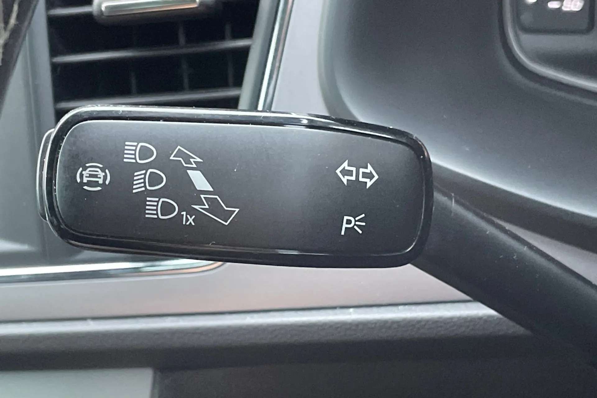 2019 SEAT LEON 2019 SEAT LEON