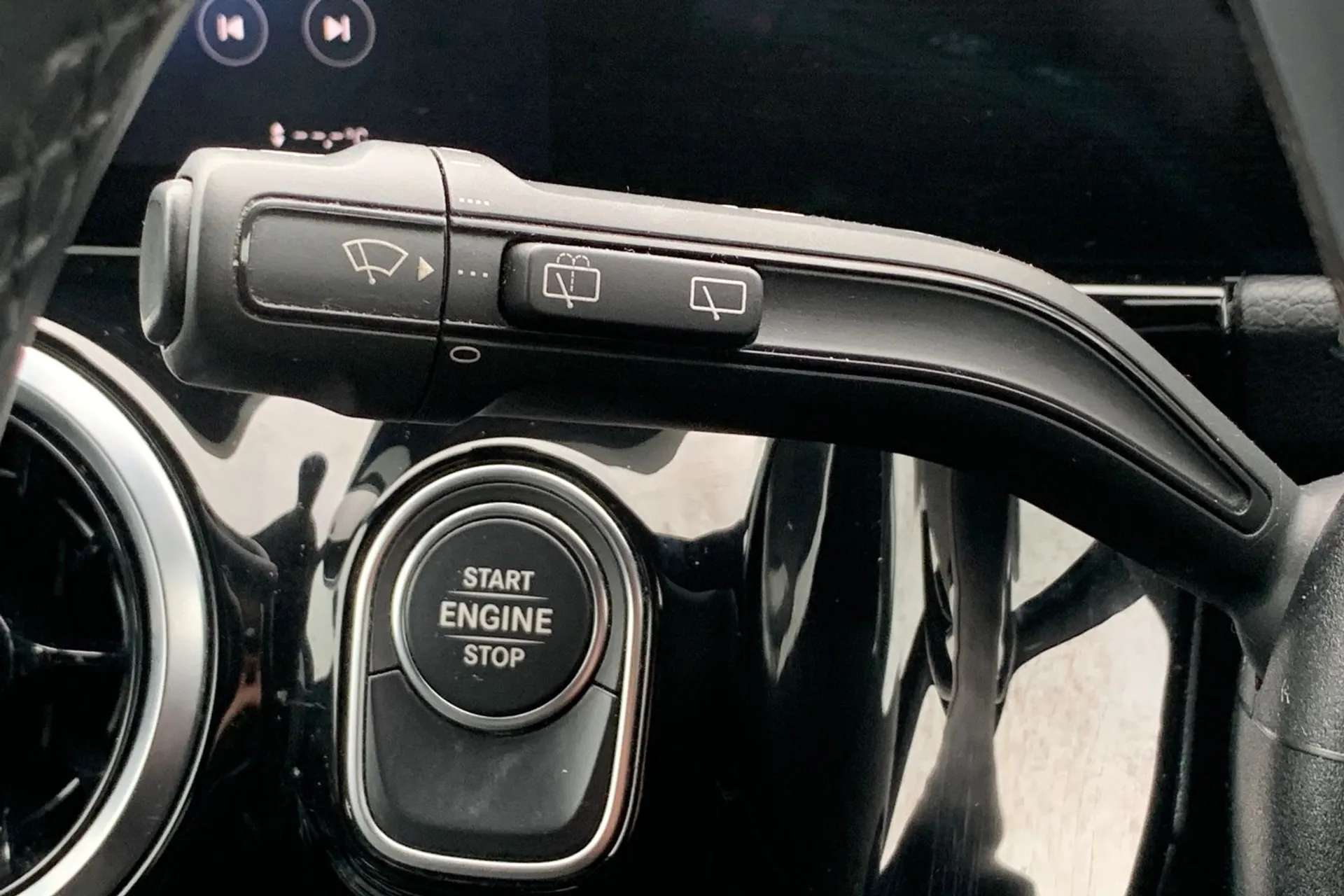 2021 MERCEDES-BENZ GLA 2021 MERCEDES-BENZ GLA