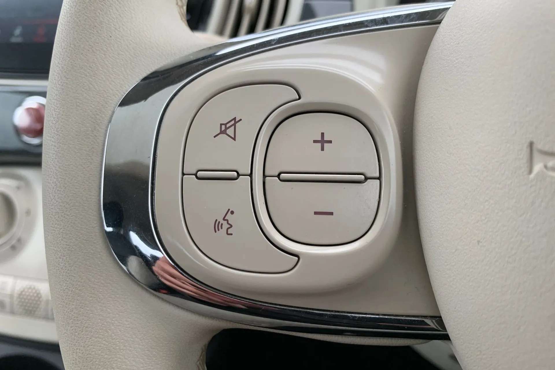 2022 FIAT 500 2022 FIAT 500