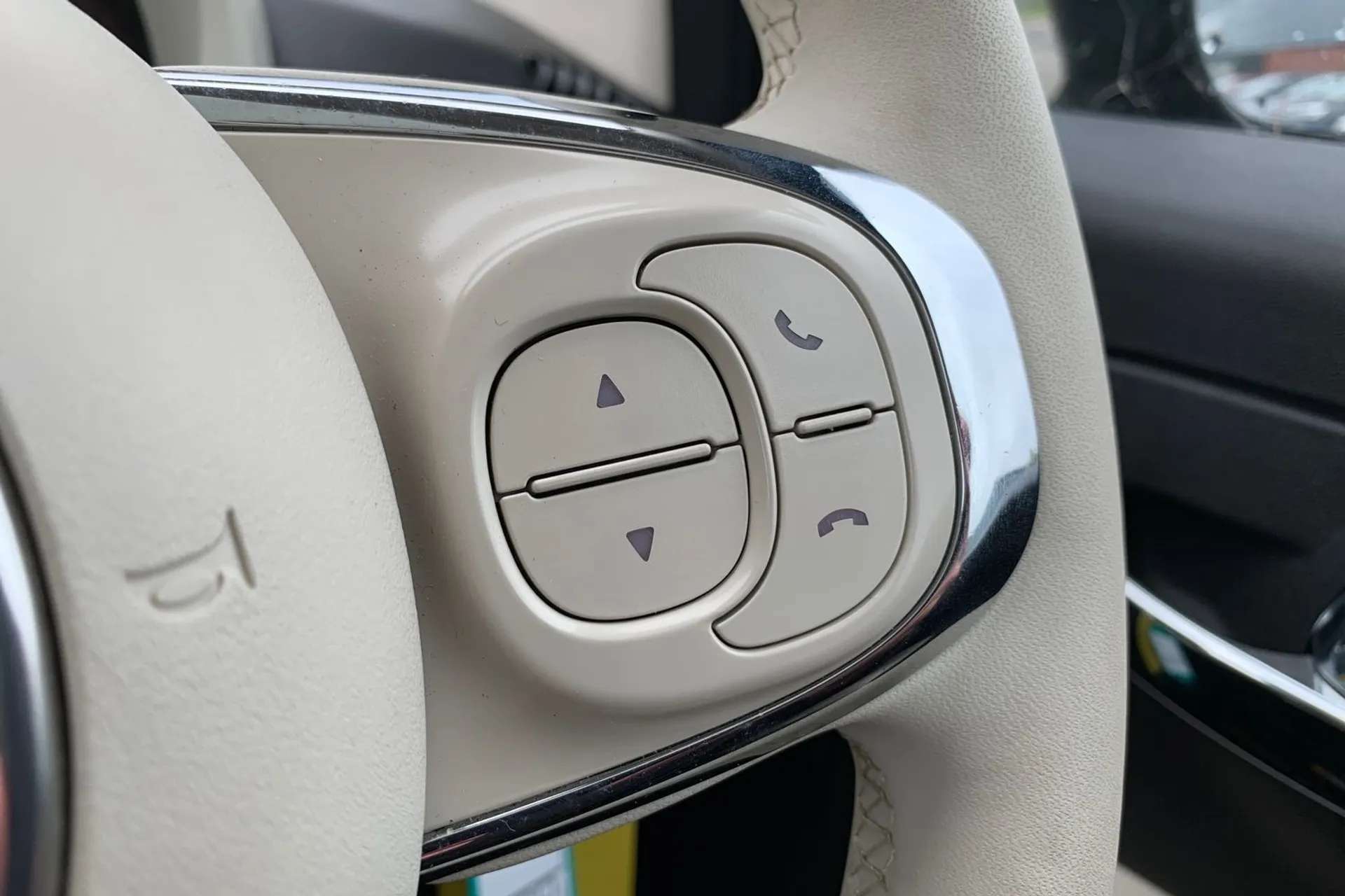 2022 FIAT 500 2022 FIAT 500