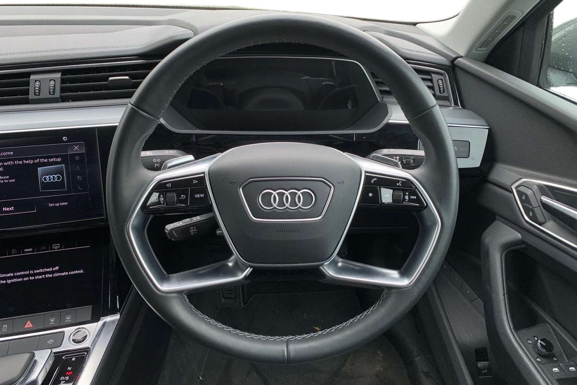 2024 AUDI Q8 2024 AUDI Q8