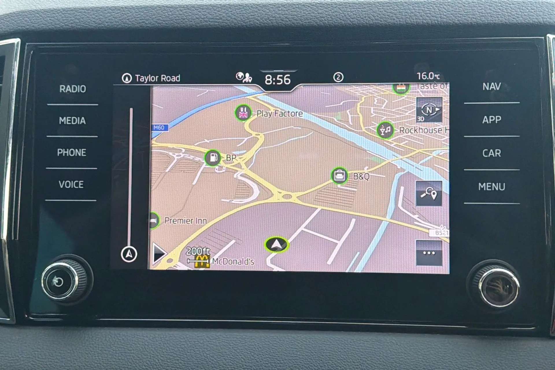 2021 SKODA KAROQ 2021 SKODA KAROQ