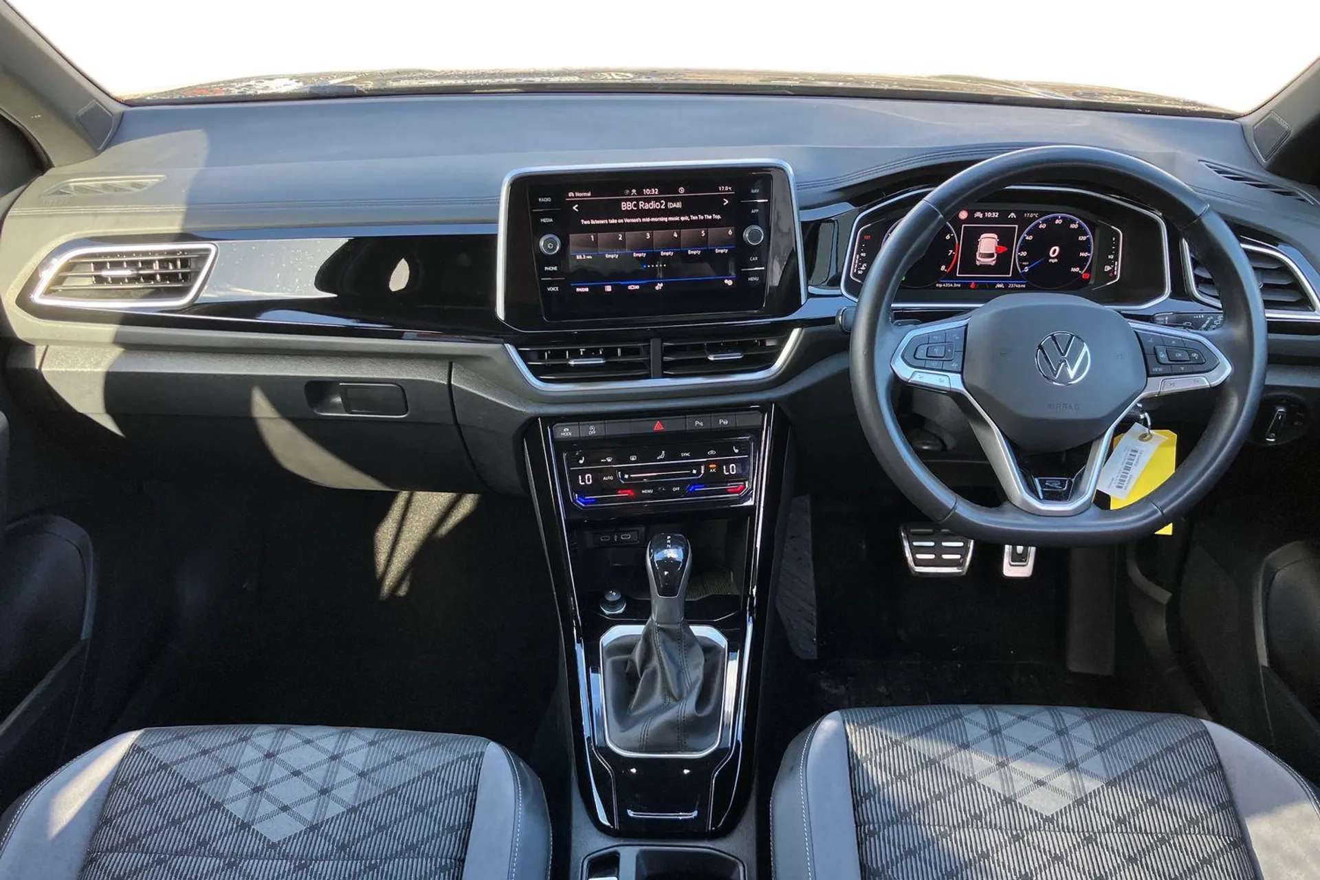 2024 VOLKSWAGEN T-ROC 2024 VOLKSWAGEN T-ROC