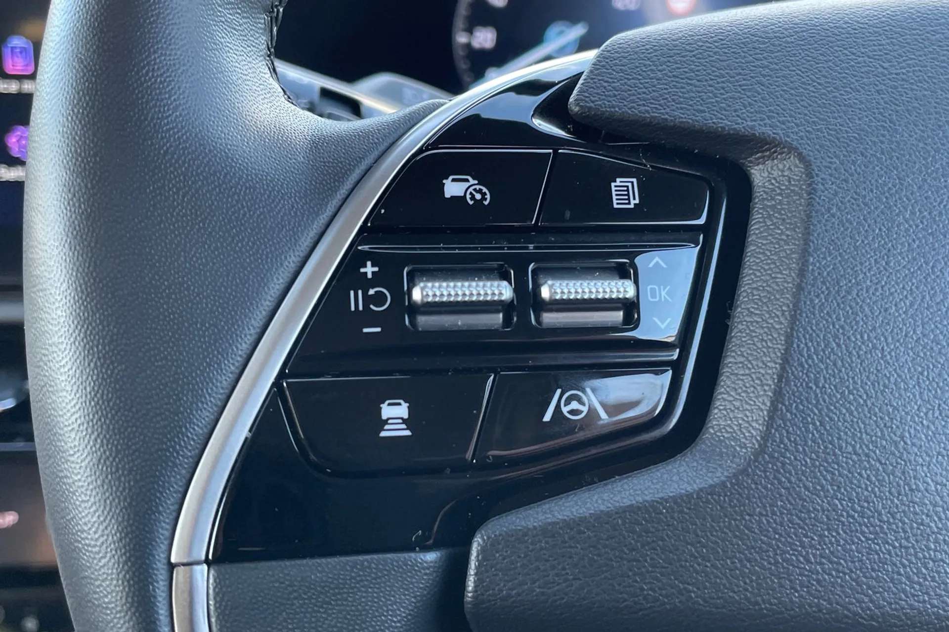 2024 KIA NIRO 2024 KIA NIRO