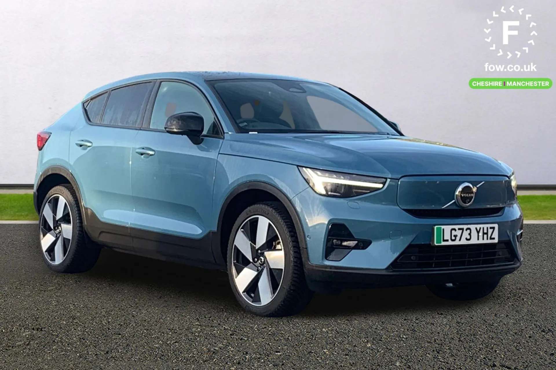 2023 VOLVO C40 2023 VOLVO C40