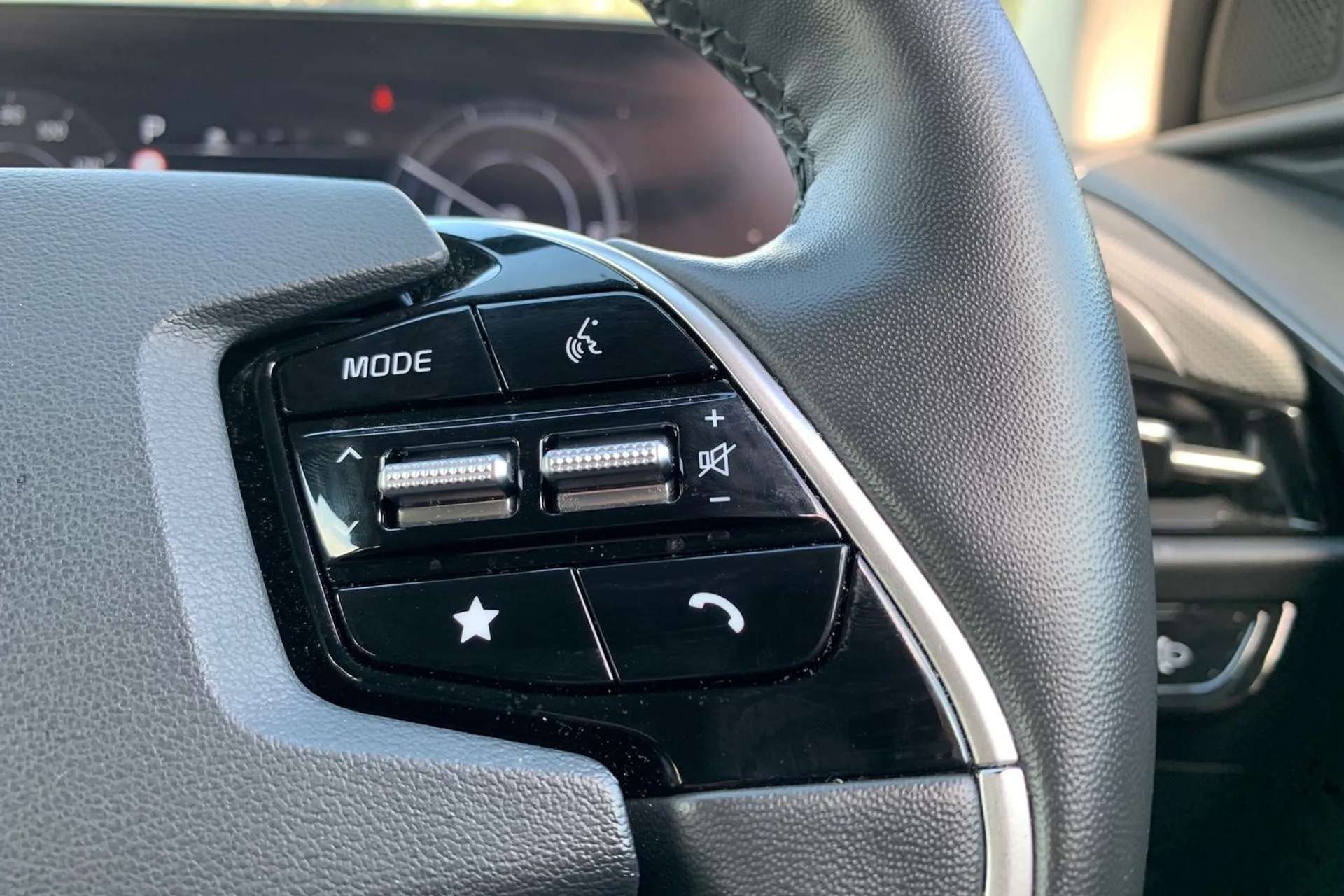 2024 KIA NIRO 2024 KIA NIRO
