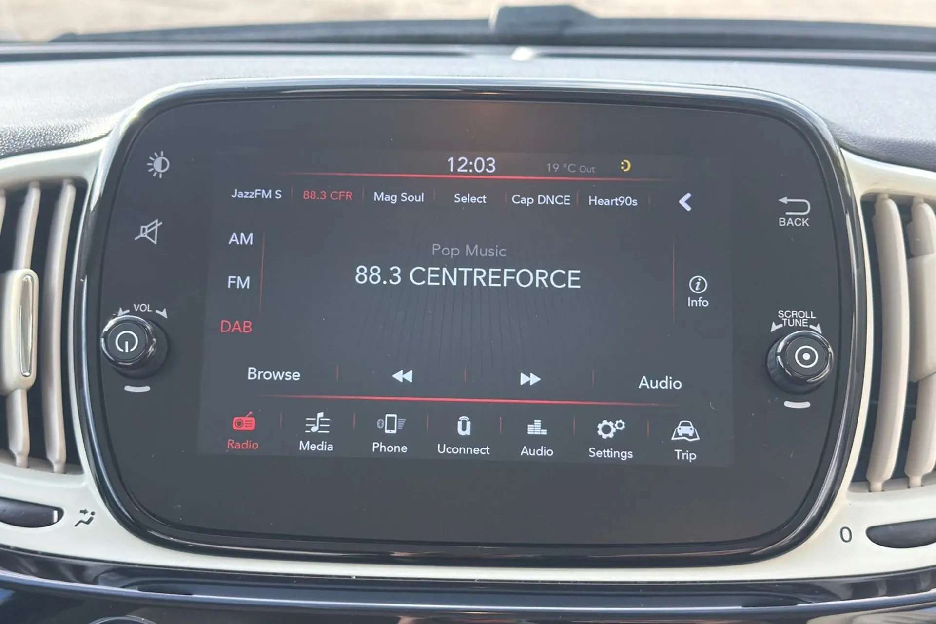 2021 FIAT 500 2021 FIAT 500