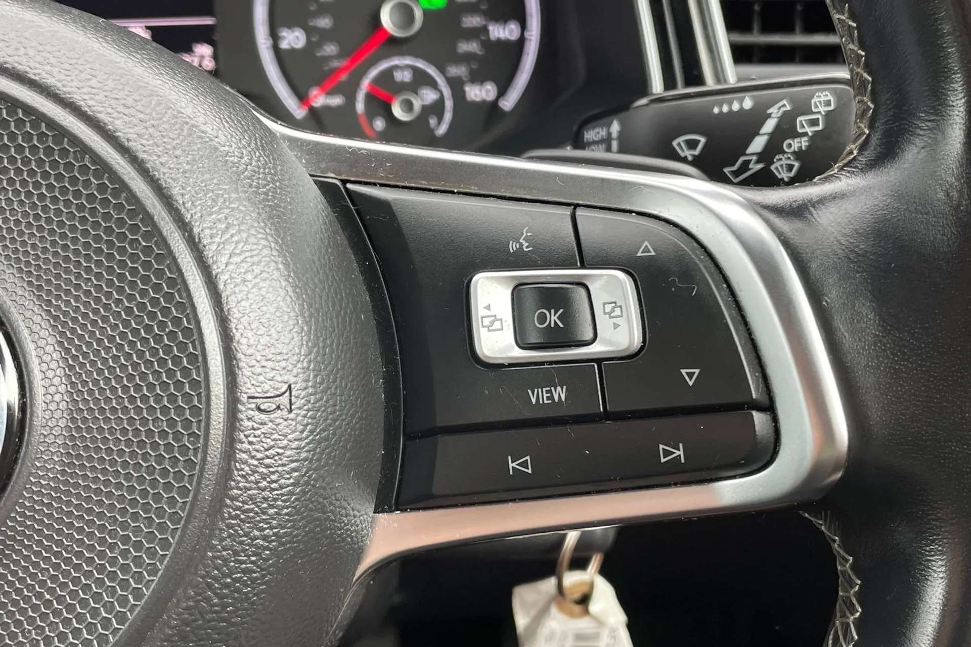 2021 VOLKSWAGEN T-ROC 2021 VOLKSWAGEN T-ROC