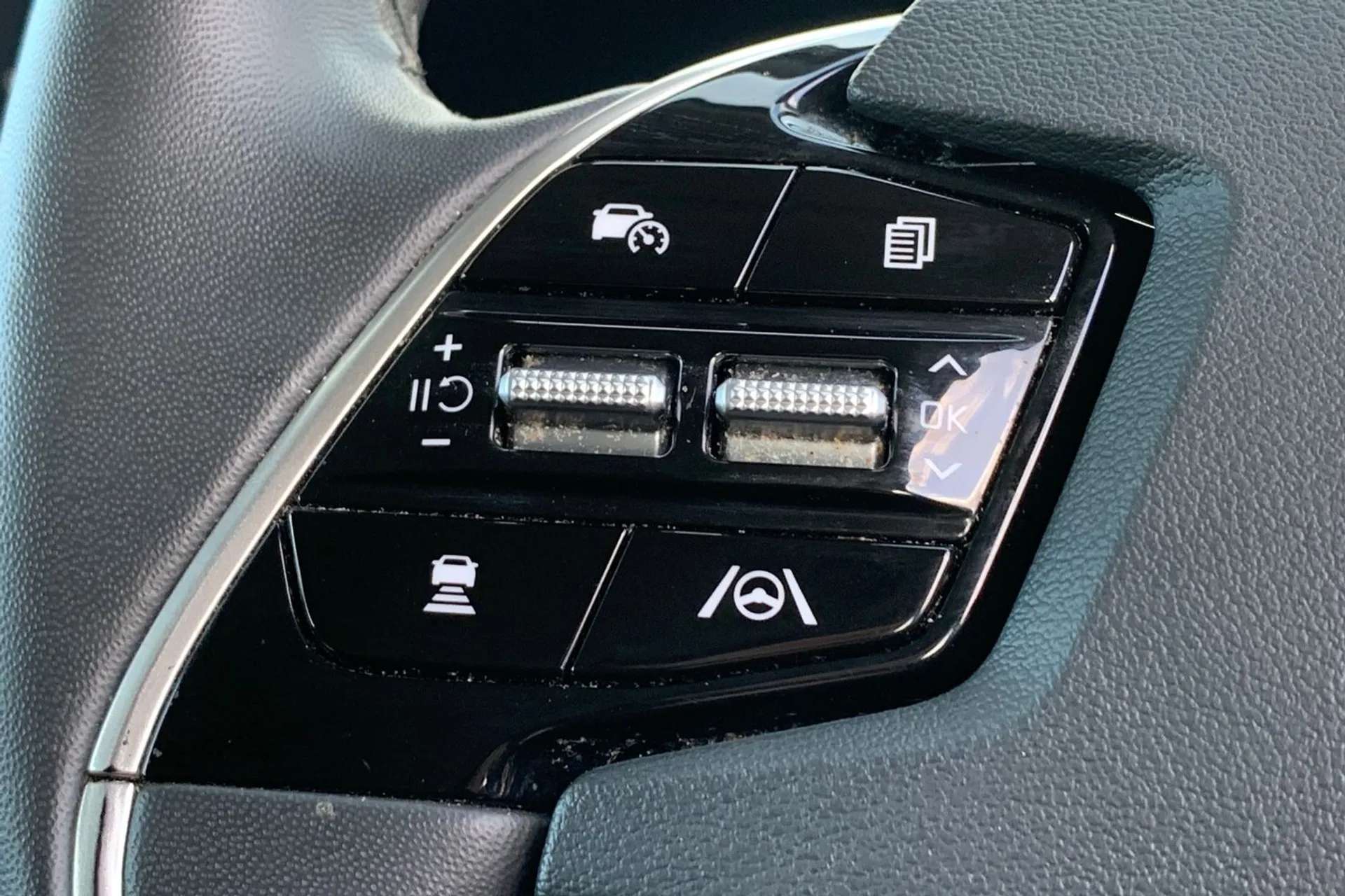 2025 KIA NIRO 2025 KIA NIRO